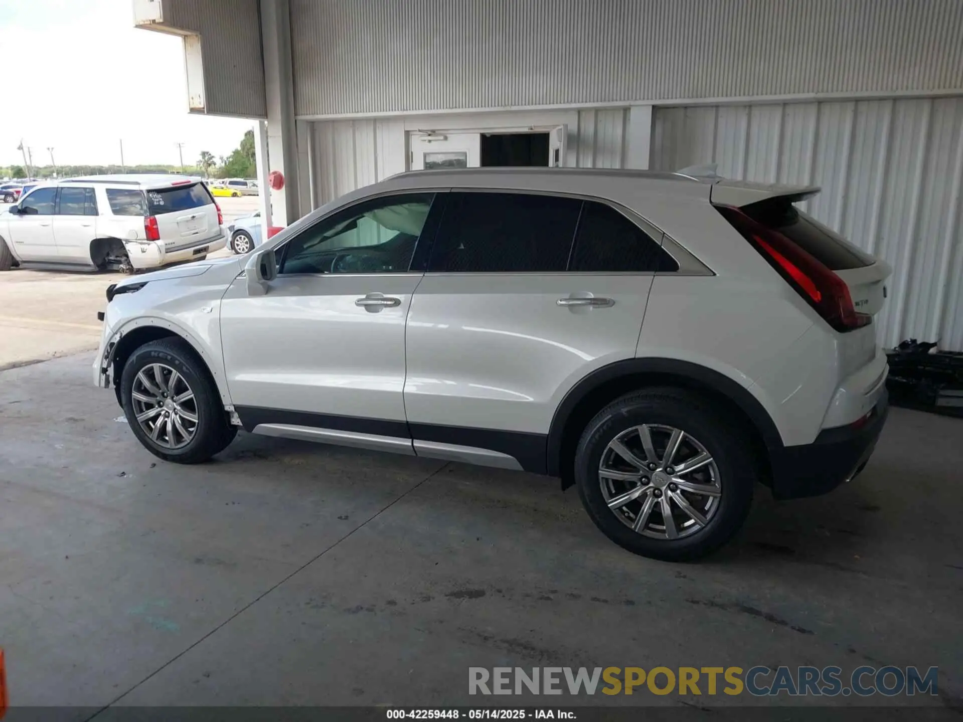 15 Фотография поврежденного автомобиля 1GYFZCR49KF142039 CADILLAC XT4 2019