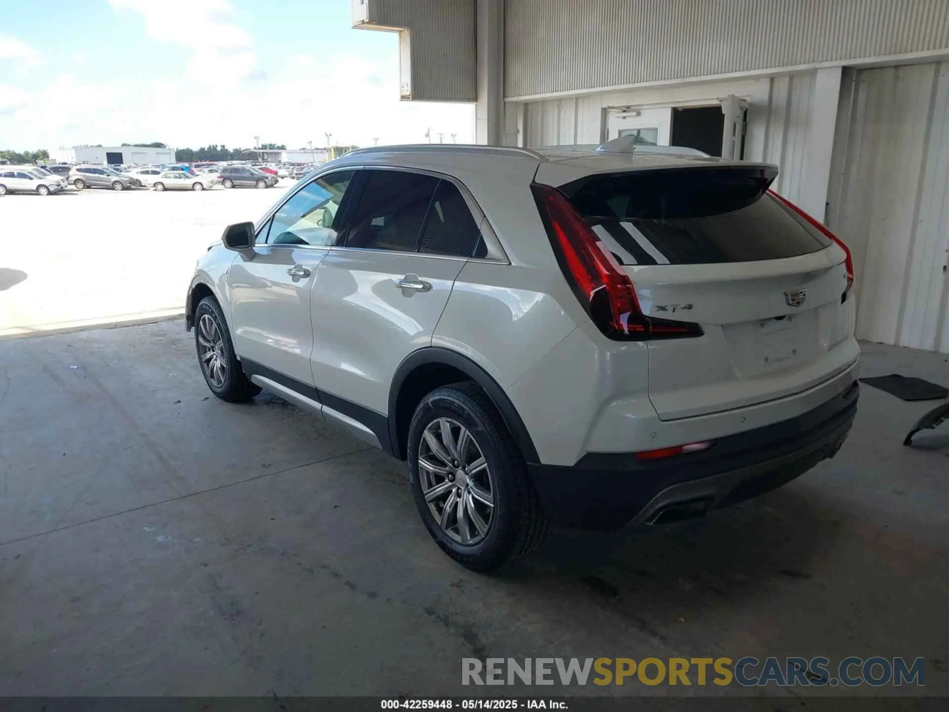 3 Фотография поврежденного автомобиля 1GYFZCR49KF142039 CADILLAC XT4 2019