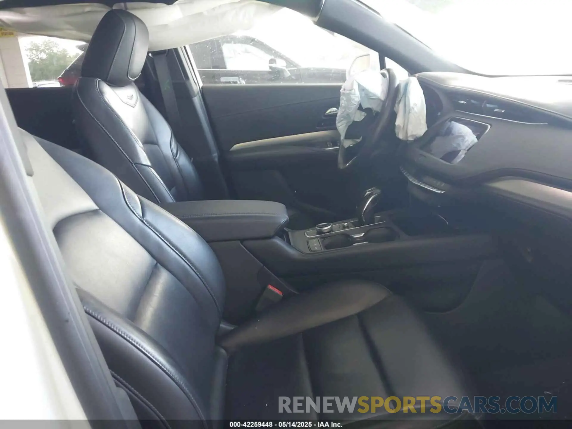 5 Фотография поврежденного автомобиля 1GYFZCR49KF142039 CADILLAC XT4 2019