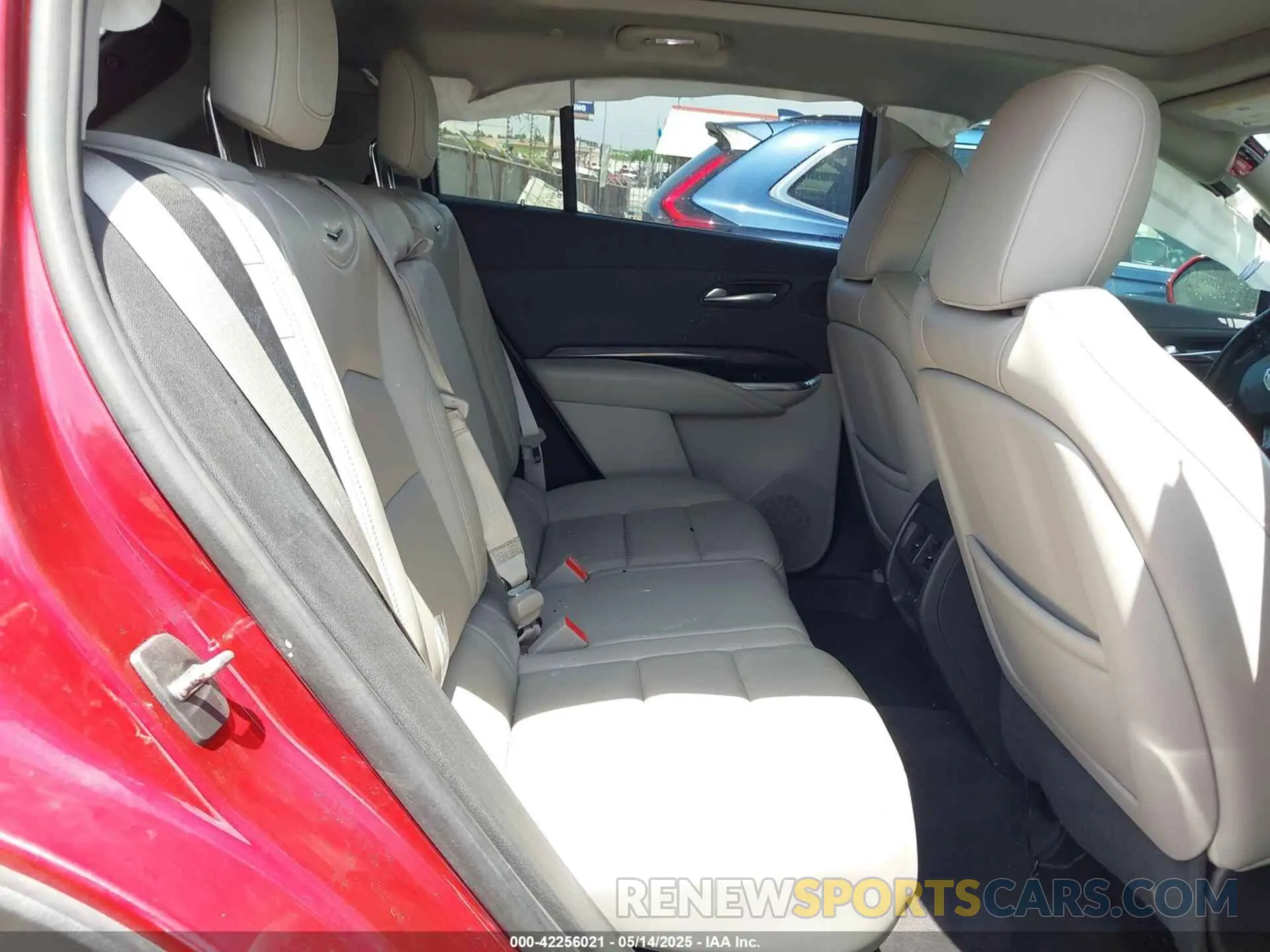 8 Фотография поврежденного автомобиля 1GYFZCR49KF207634 CADILLAC XT4 2019