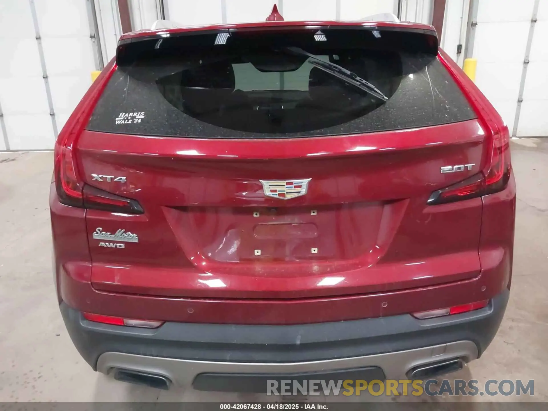 16 Photograph of a damaged car 1GYFZDR47KF212952 CADILLAC XT4 2019