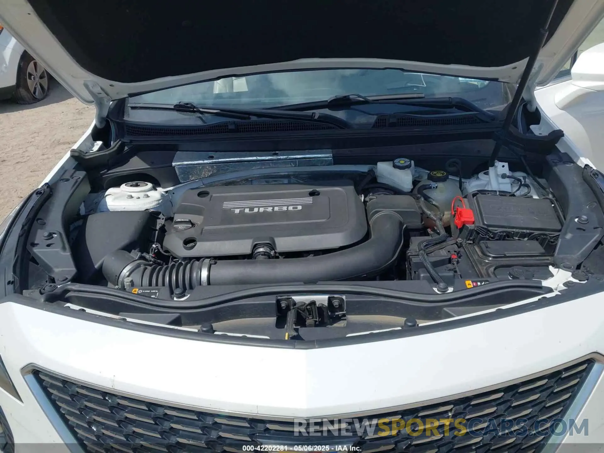 10 Фотография поврежденного автомобиля 1GYFZDR48KF131619 CADILLAC XT4 2019