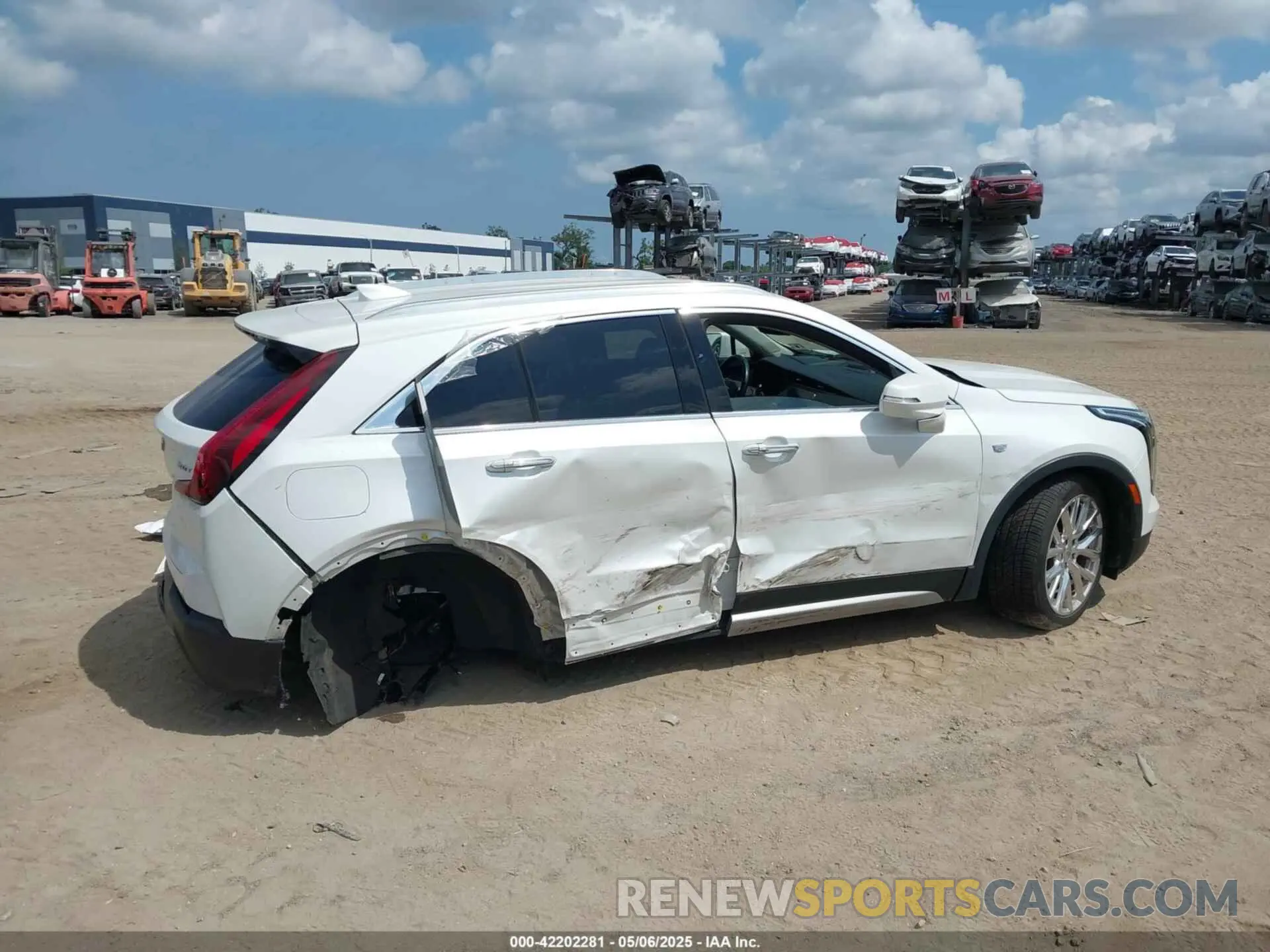 13 Фотография поврежденного автомобиля 1GYFZDR48KF131619 CADILLAC XT4 2019