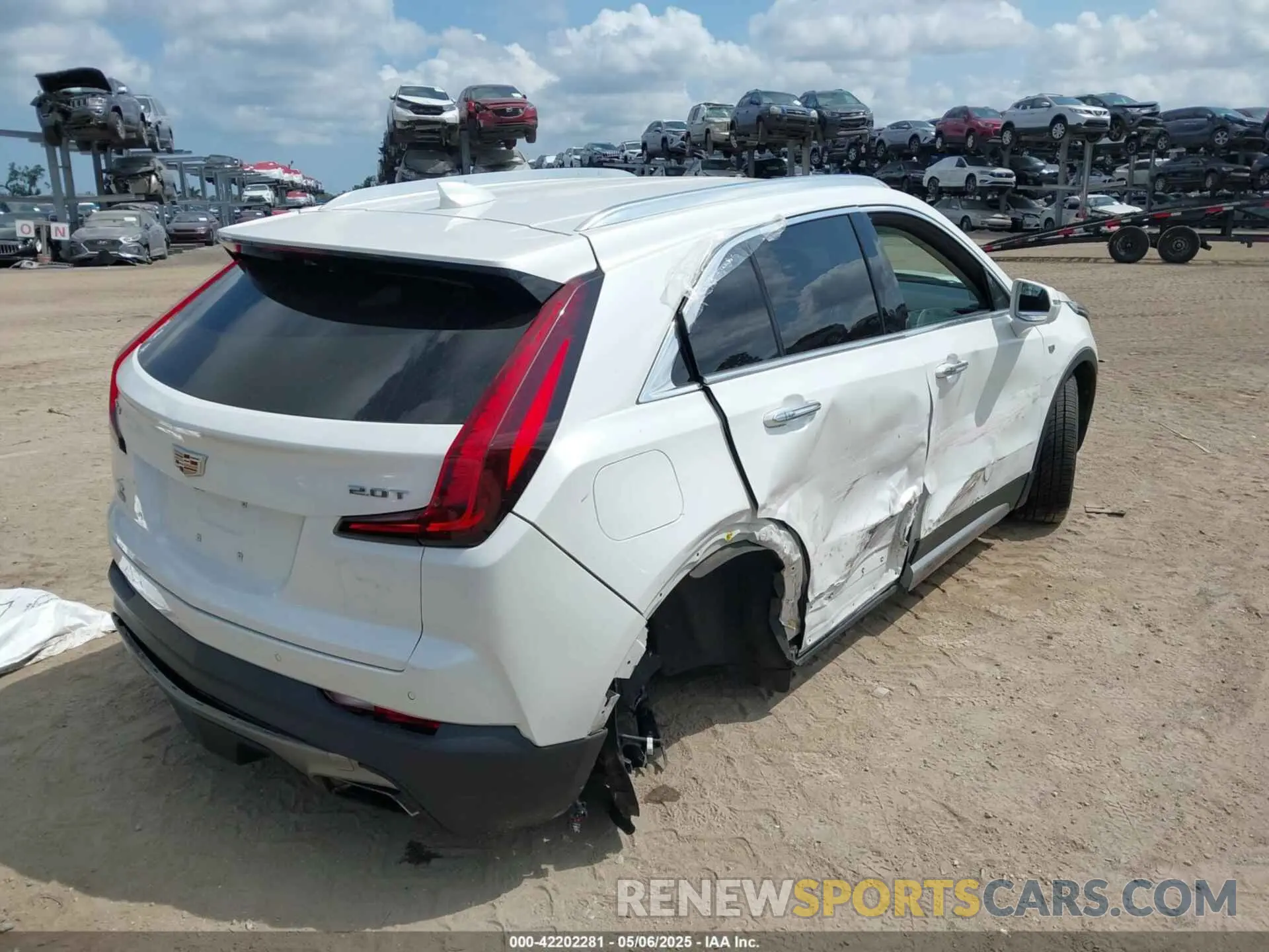 4 Фотография поврежденного автомобиля 1GYFZDR48KF131619 CADILLAC XT4 2019