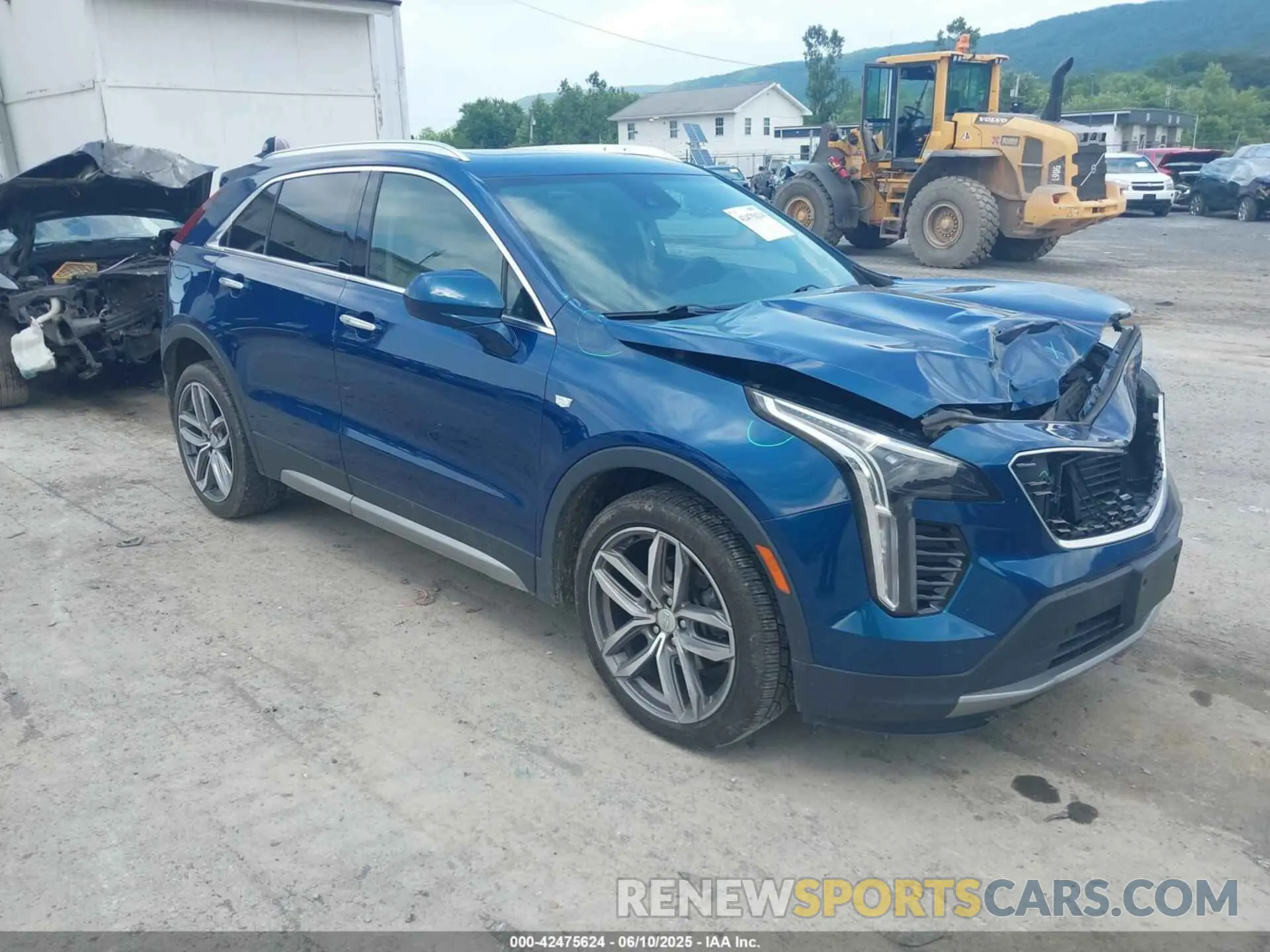 1 Photograph of a damaged car 1GYFZDR48KF148405 CADILLAC XT4 2019