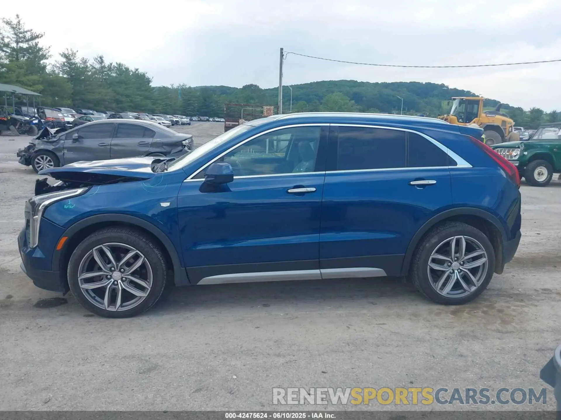 14 Photograph of a damaged car 1GYFZDR48KF148405 CADILLAC XT4 2019