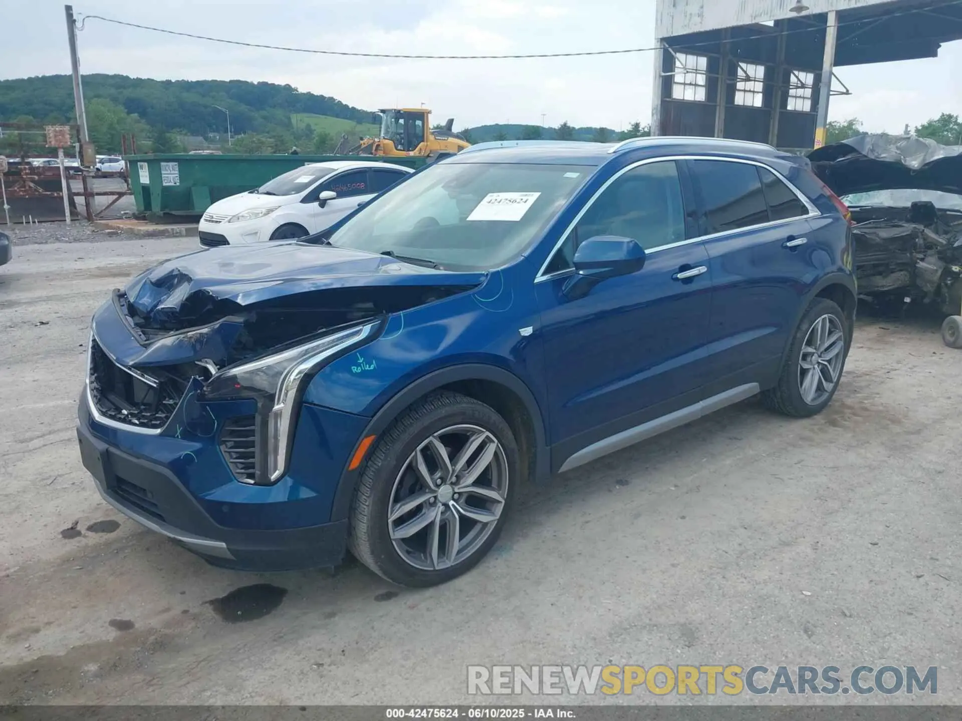 2 Photograph of a damaged car 1GYFZDR48KF148405 CADILLAC XT4 2019