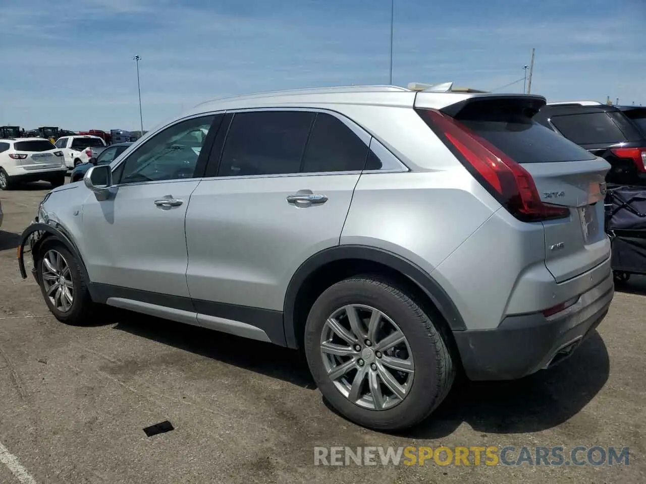 2 Photograph of a damaged car 1GYFZDR48KF194395 CADILLAC XT4 2019