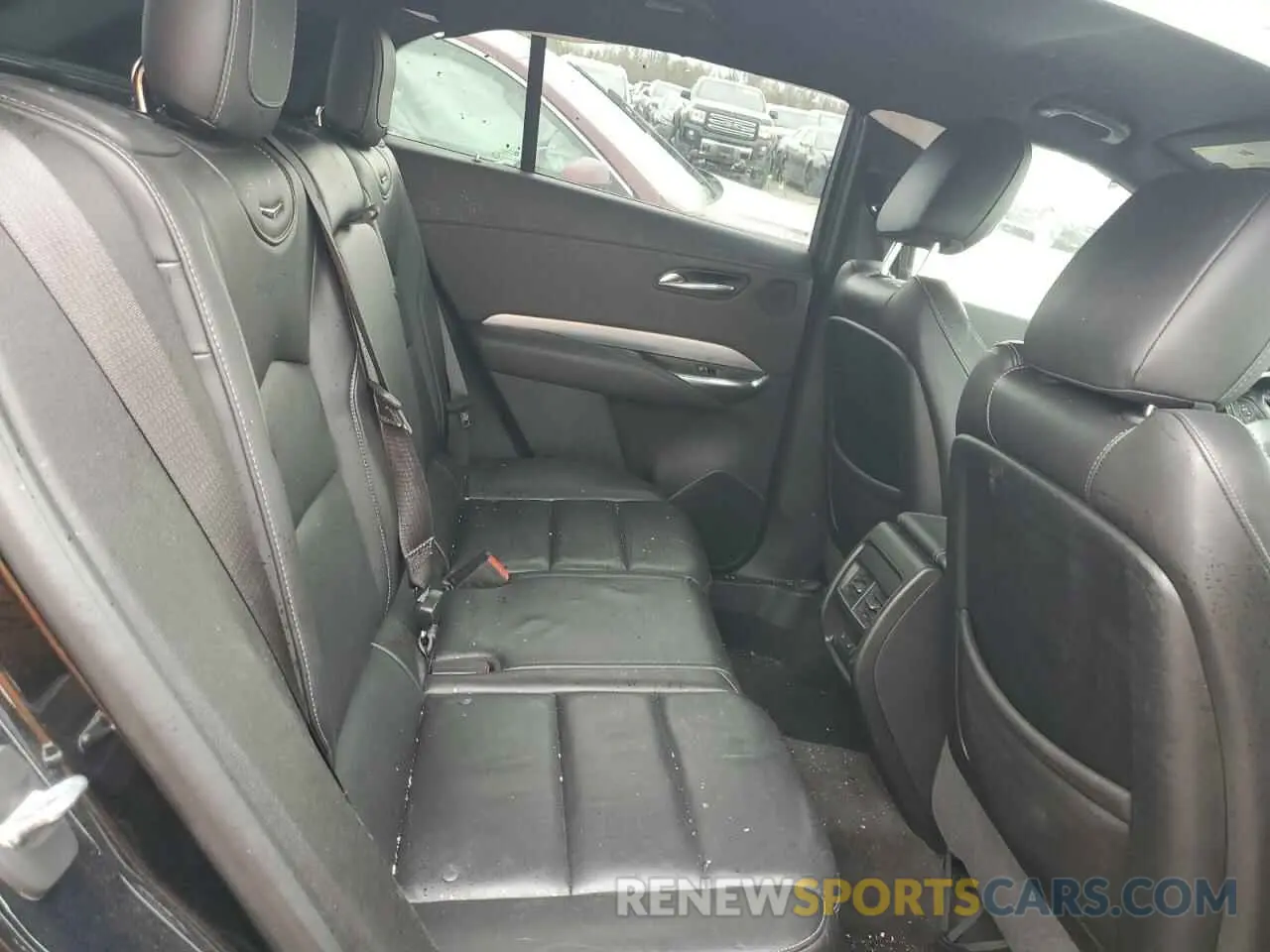 10 Фотография поврежденного автомобиля 1GYFZDR4XKF117964 CADILLAC XT4 2019