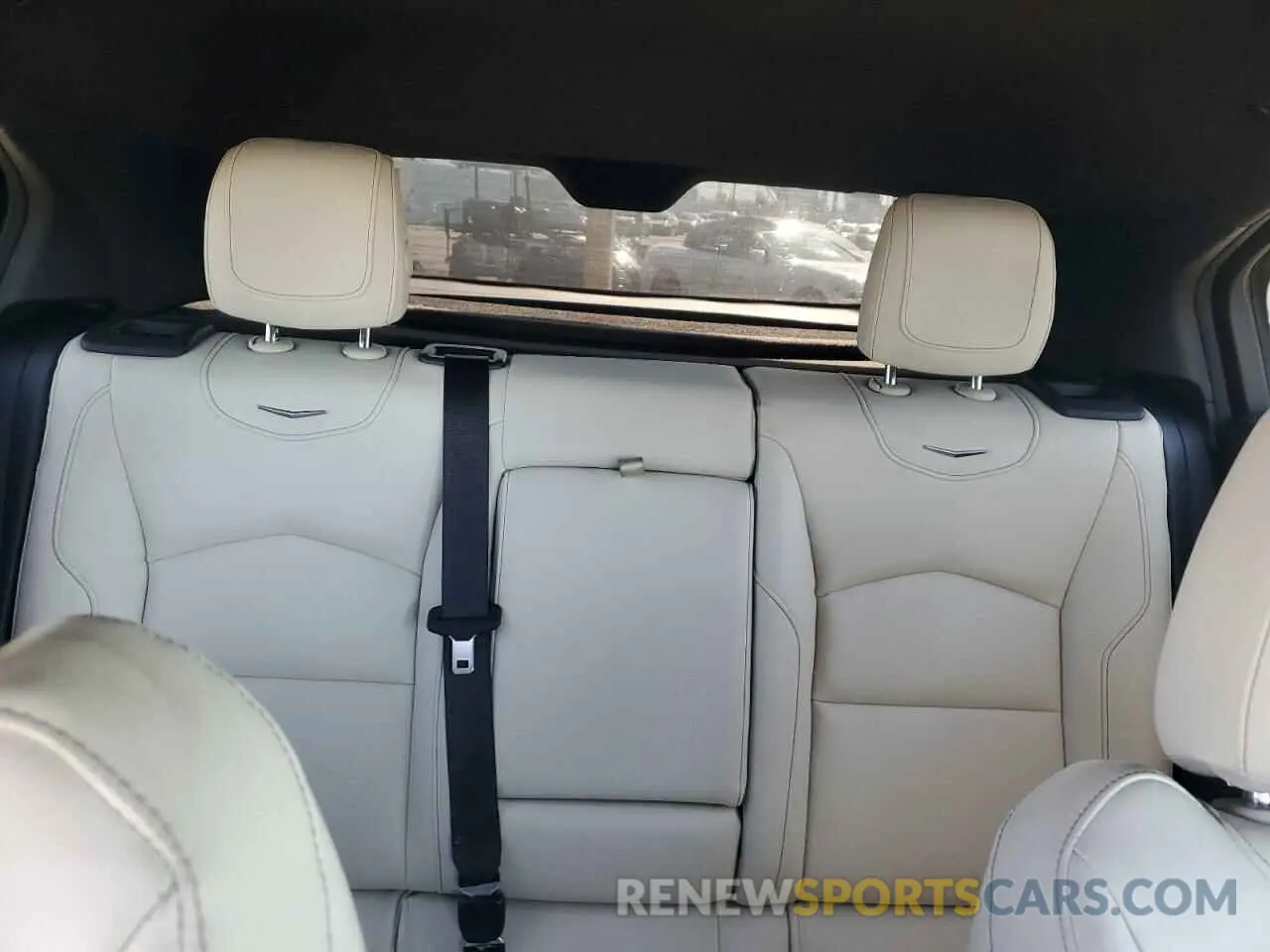 10 Фотография поврежденного автомобиля 1GYFZER44KF158466 CADILLAC XT4 2019