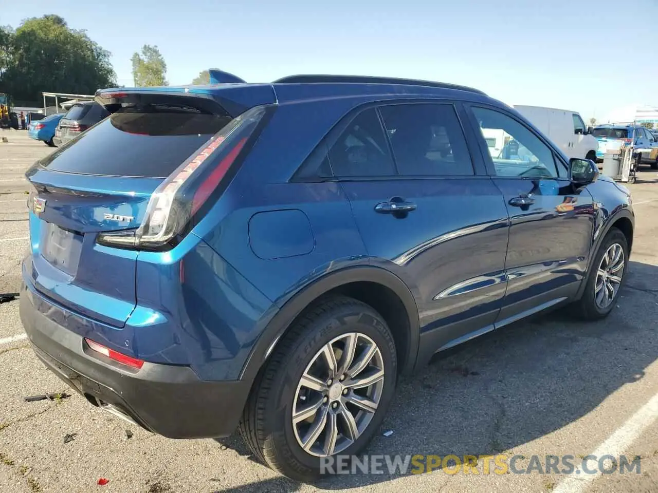 3 Фотография поврежденного автомобиля 1GYFZER44KF158466 CADILLAC XT4 2019