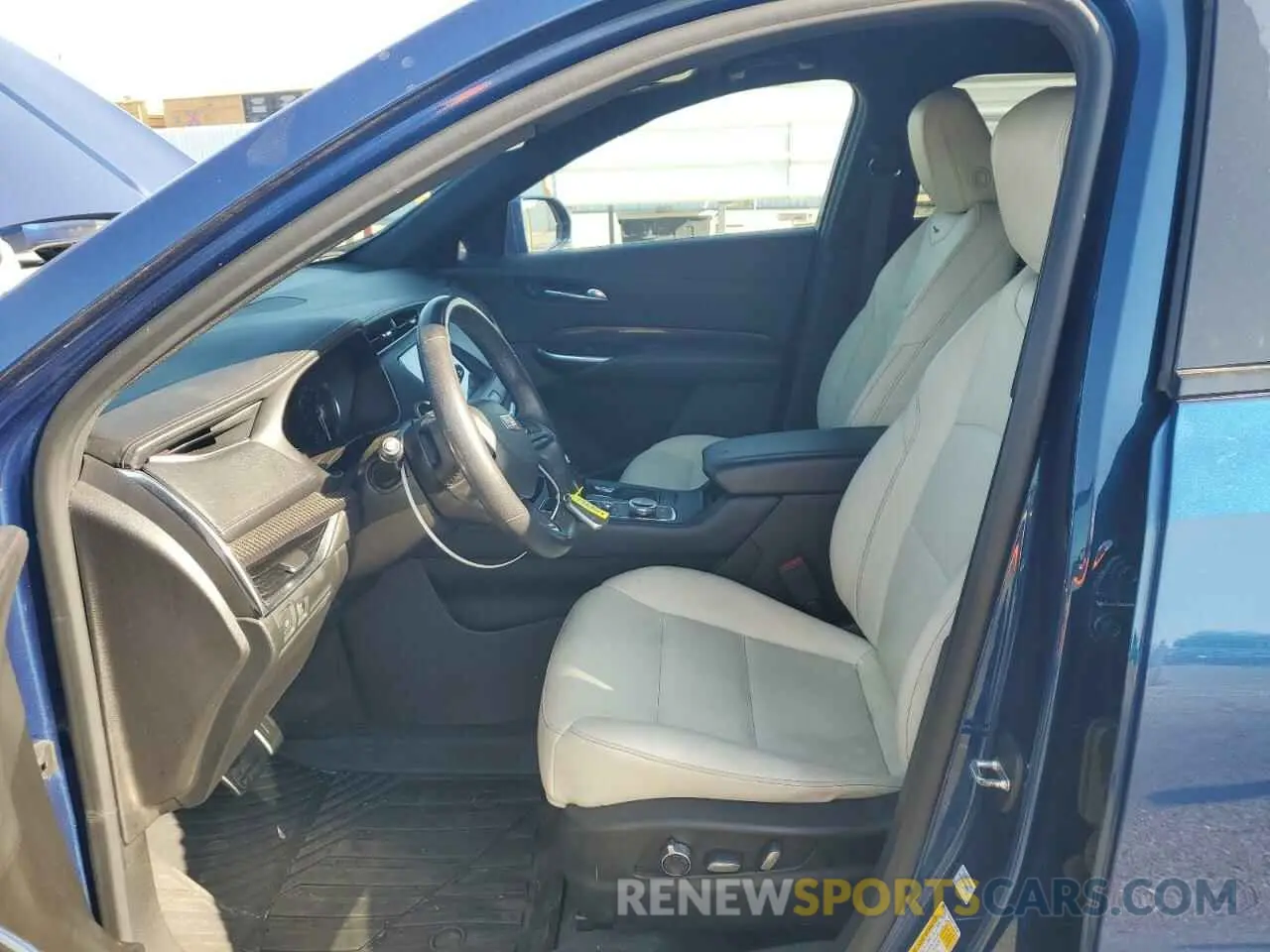 7 Фотография поврежденного автомобиля 1GYFZER44KF158466 CADILLAC XT4 2019