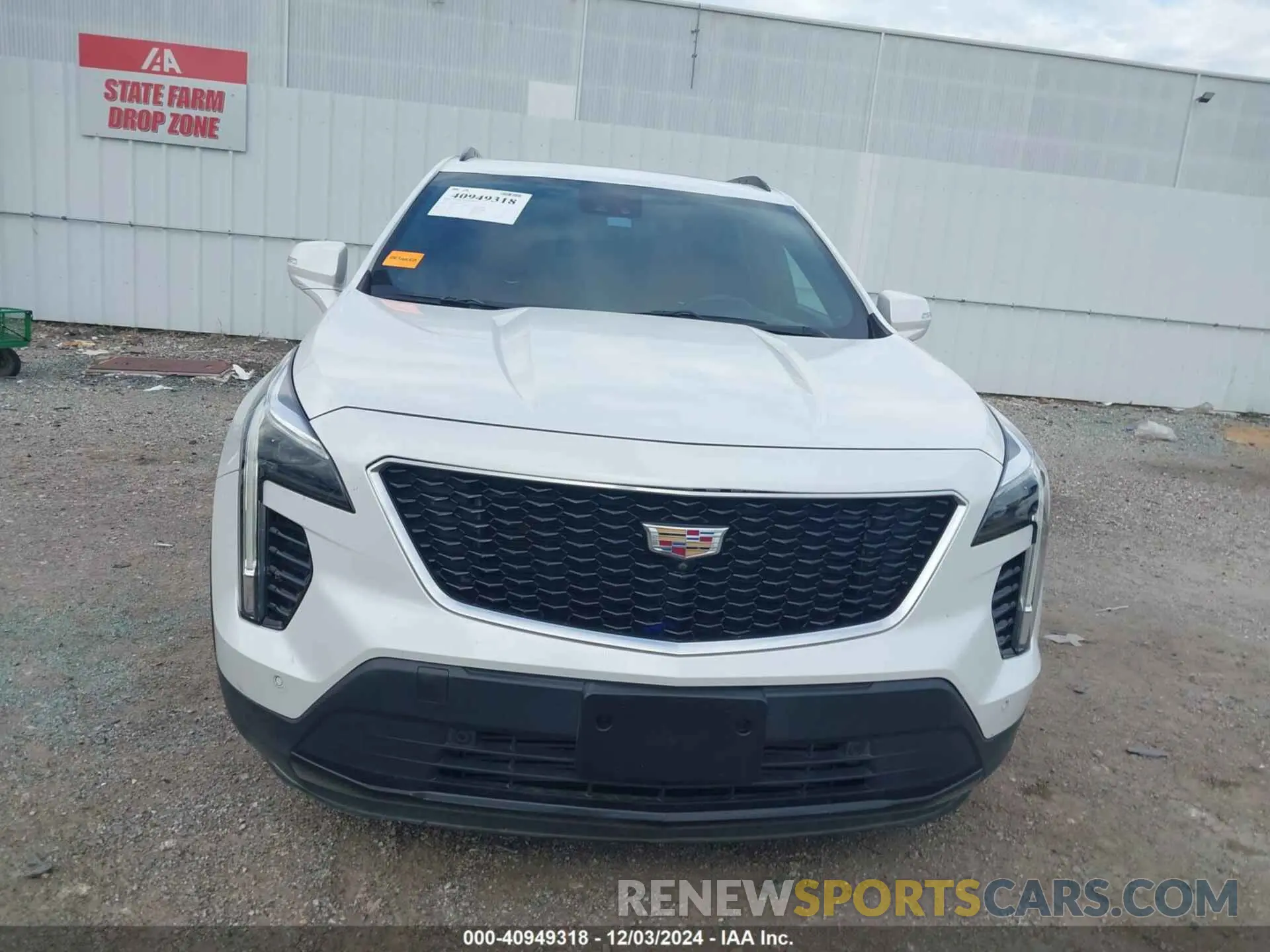 12 Photograph of a damaged car 1GYFZER45KF224300 CADILLAC XT4 2019