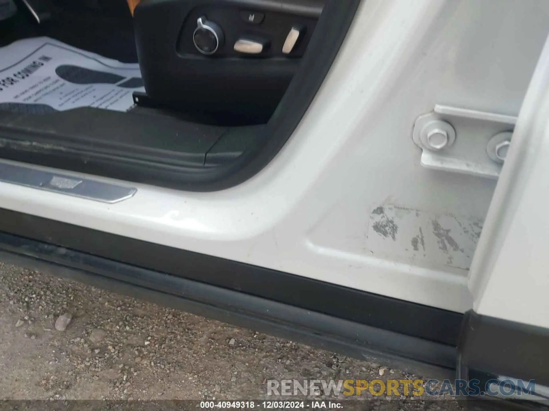 6 Photograph of a damaged car 1GYFZER45KF224300 CADILLAC XT4 2019