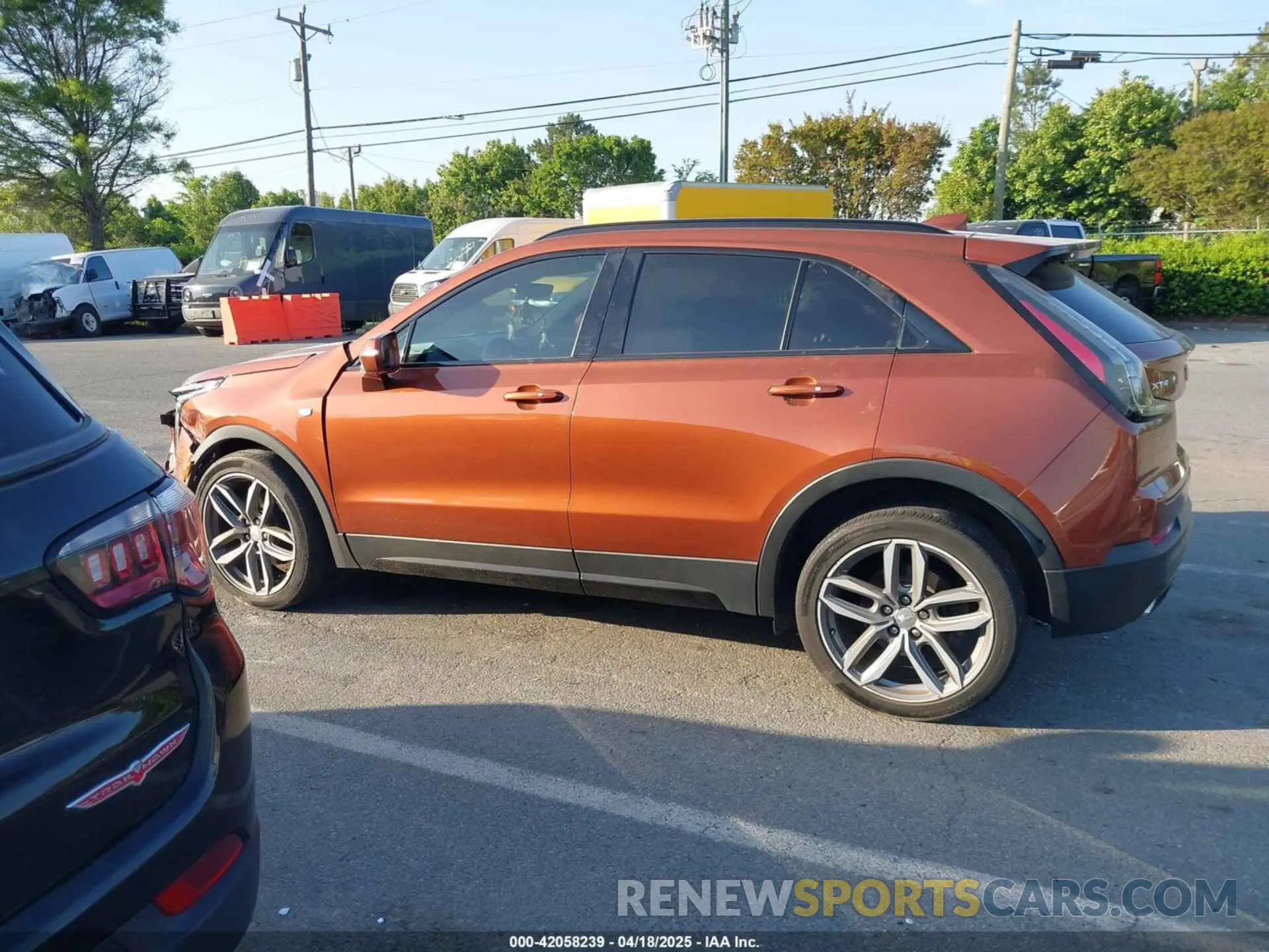 13 Фотография поврежденного автомобиля 1GYFZER49KF164375 CADILLAC XT4 2019