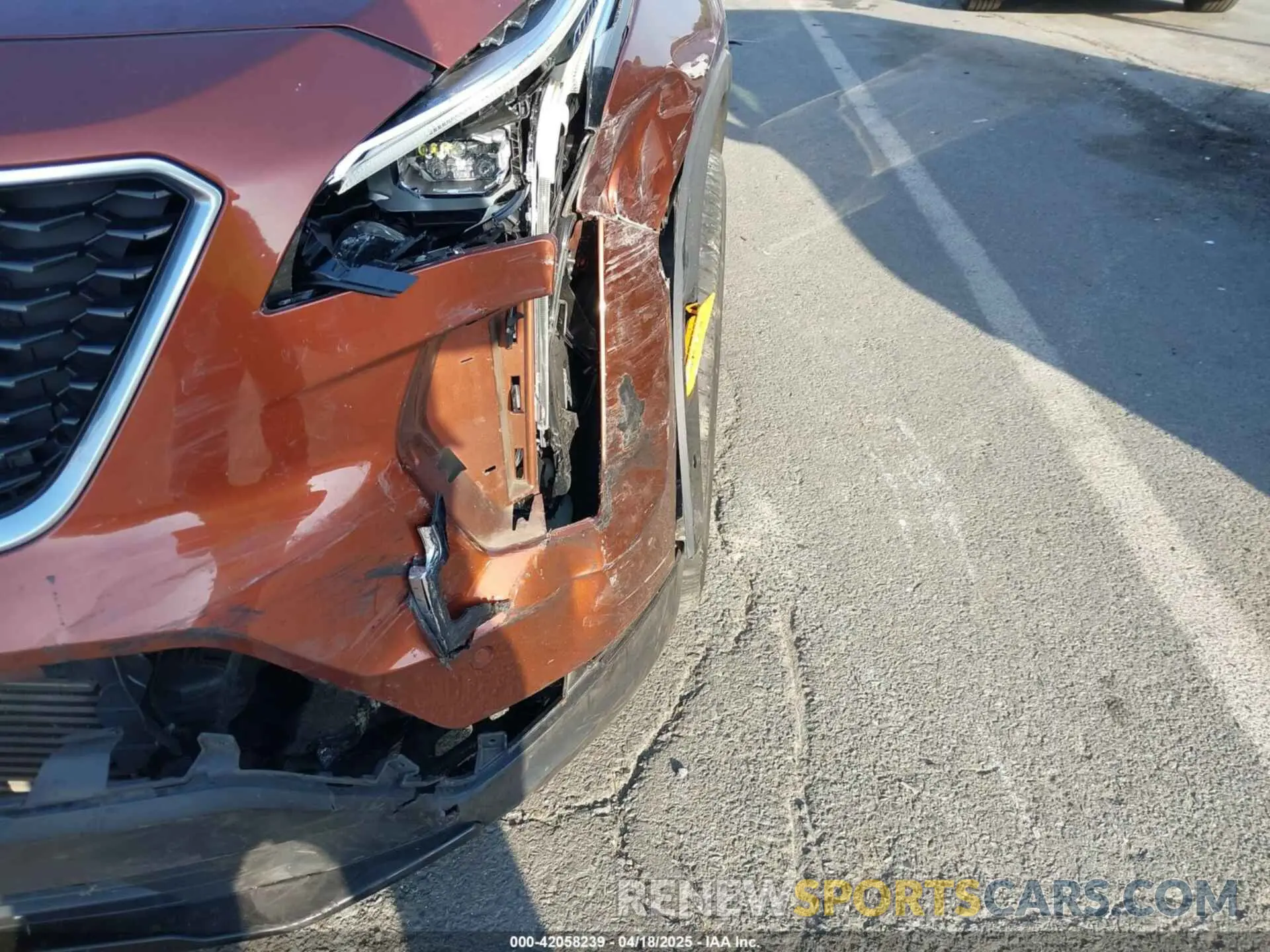 6 Фотография поврежденного автомобиля 1GYFZER49KF164375 CADILLAC XT4 2019