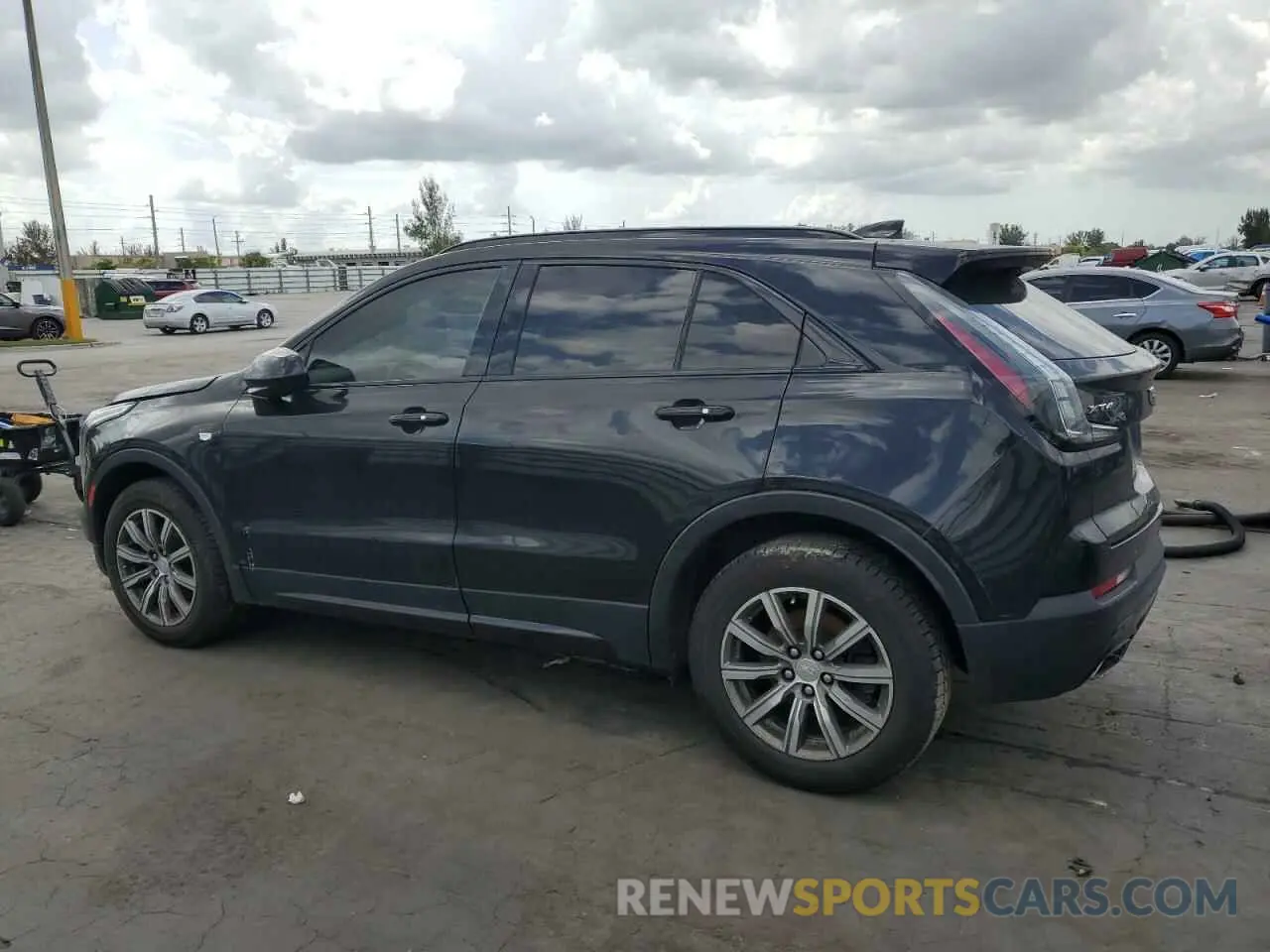 2 Фотография поврежденного автомобиля 1GYFZER49KF214000 CADILLAC XT4 2019