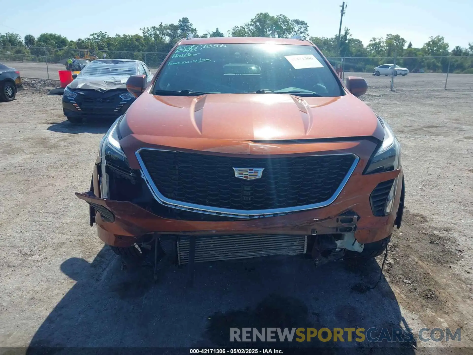 12 Photograph of a damaged car 1GYFZER4XKF103780 CADILLAC XT4 2019