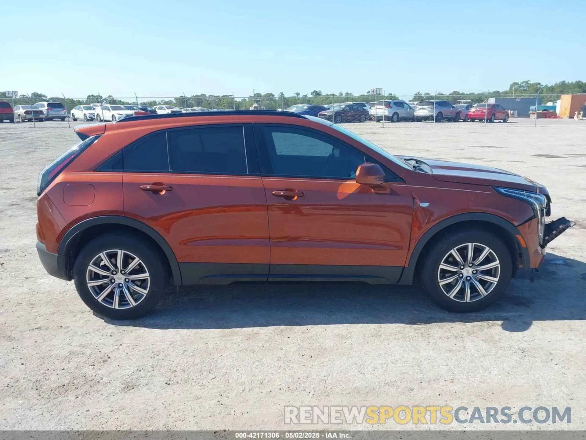 13 Photograph of a damaged car 1GYFZER4XKF103780 CADILLAC XT4 2019