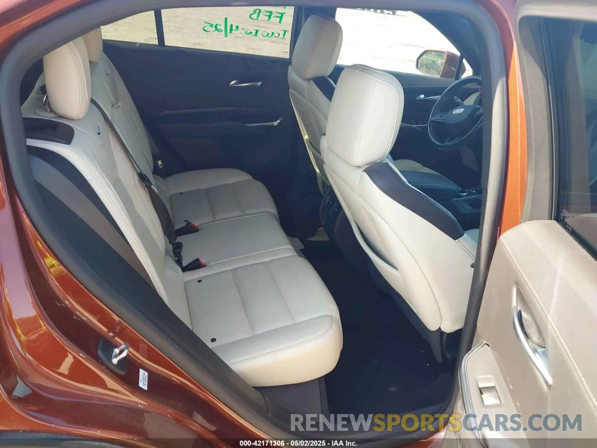 8 Photograph of a damaged car 1GYFZER4XKF103780 CADILLAC XT4 2019