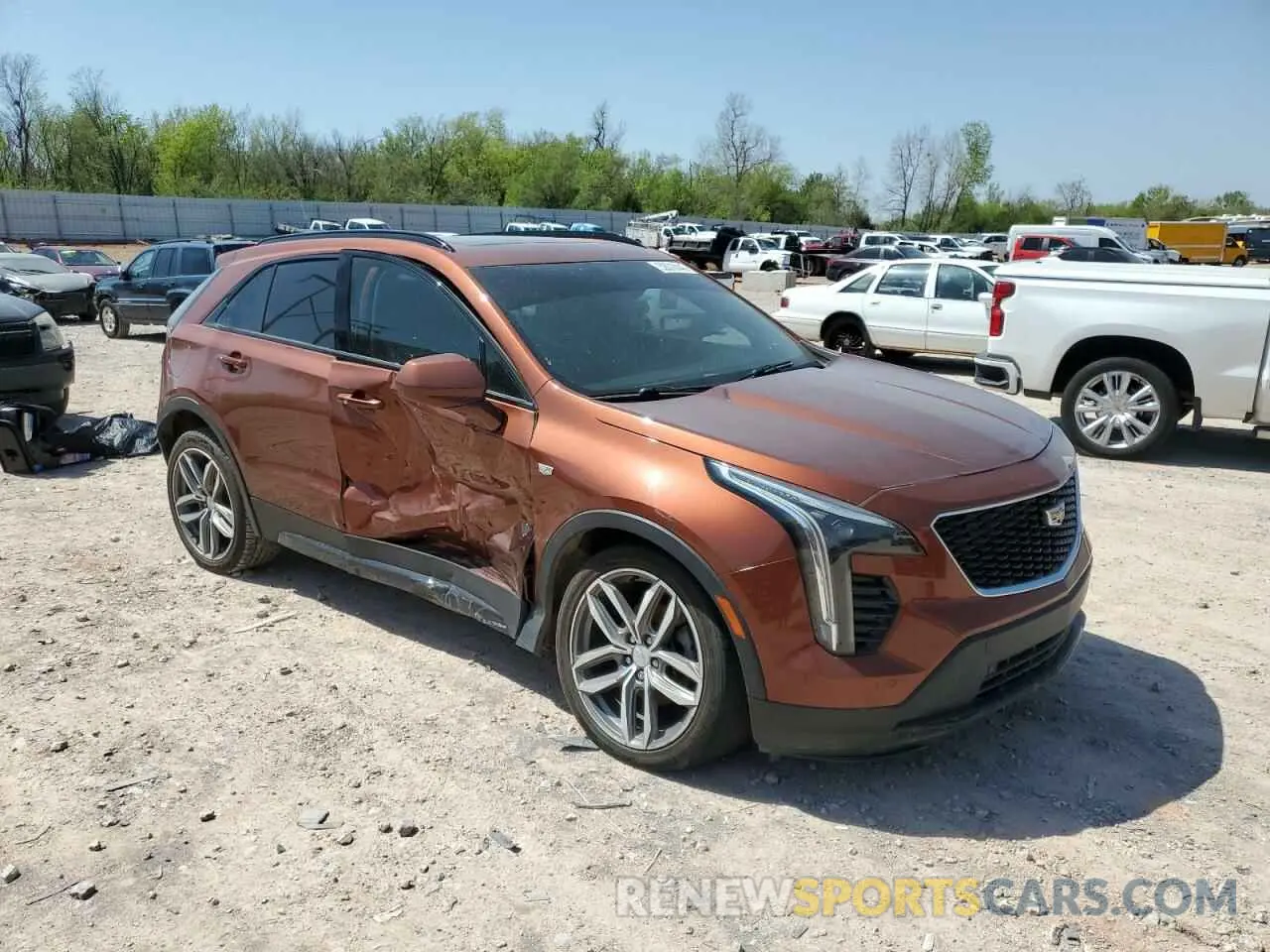 4 Фотография поврежденного автомобиля 1GYFZFR42KF136567 CADILLAC XT4 2019