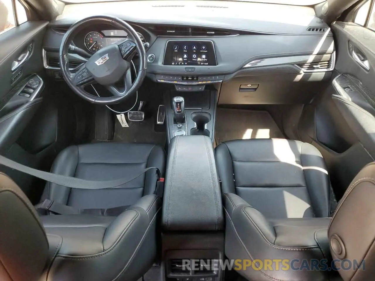 8 Фотография поврежденного автомобиля 1GYFZFR42KF136567 CADILLAC XT4 2019
