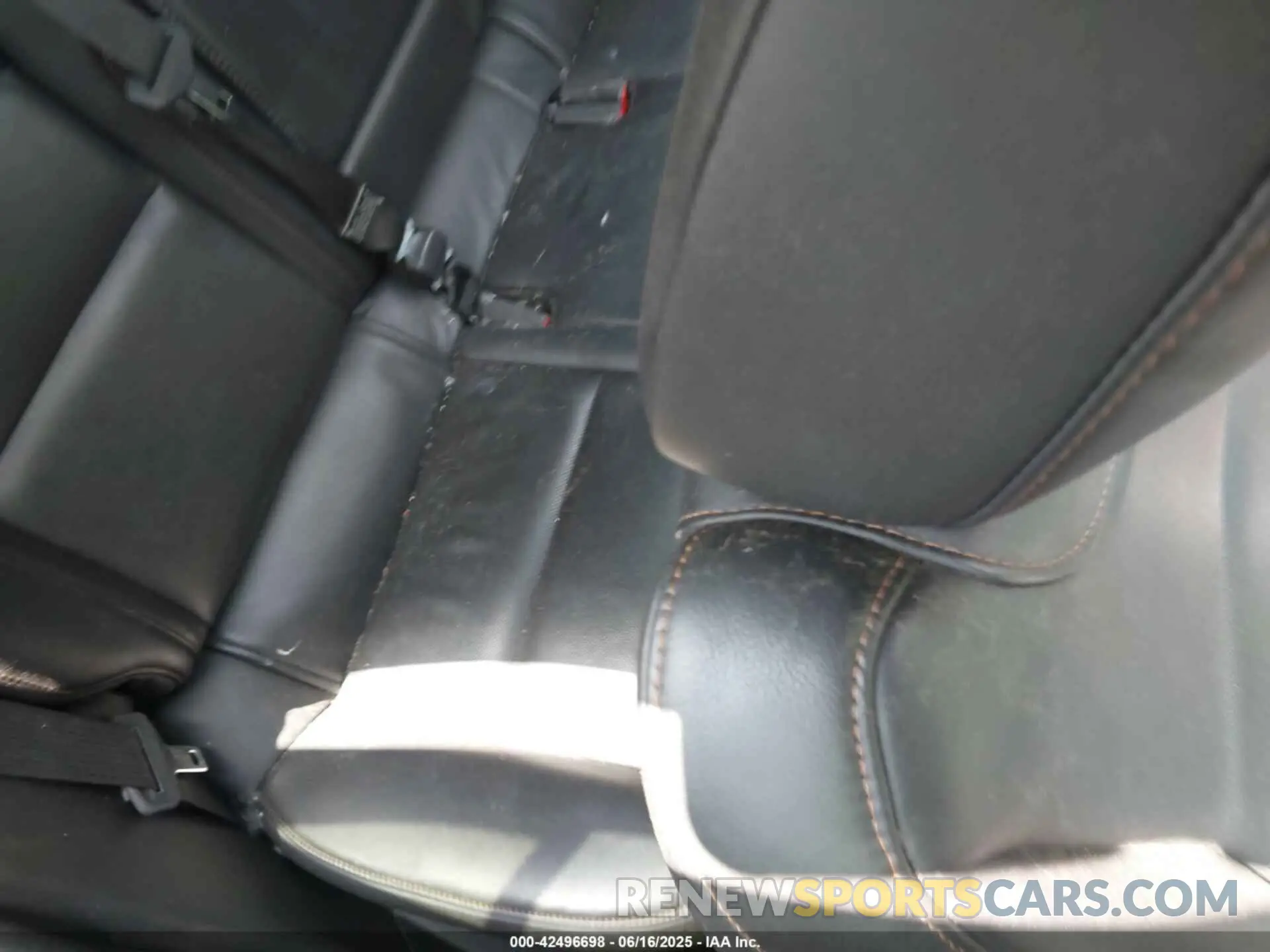 8 Фотография поврежденного автомобиля 1GYFZFR44KF140894 CADILLAC XT4 2019
