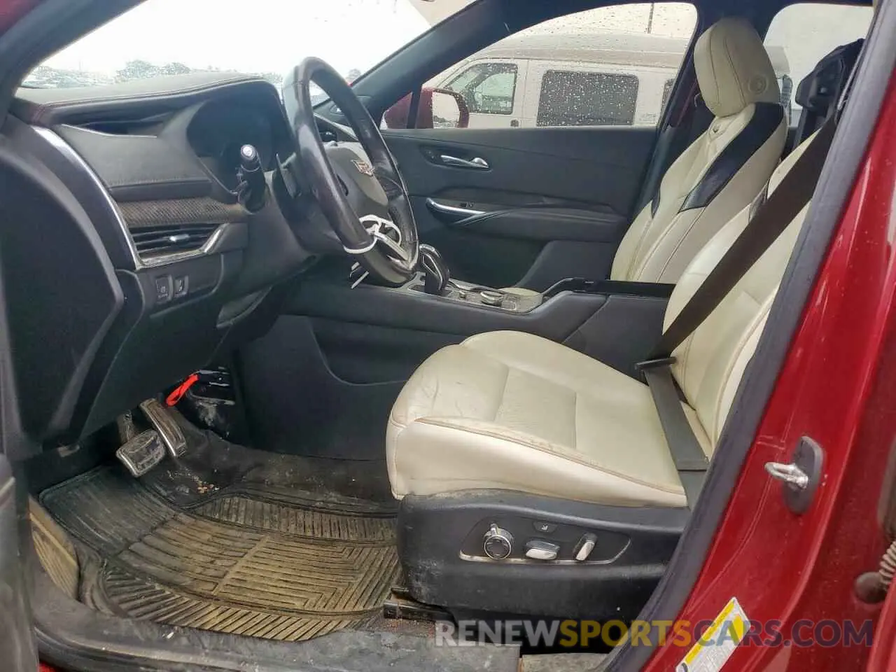 7 Фотография поврежденного автомобиля 1GYFZFR45KF175735 CADILLAC XT4 2019