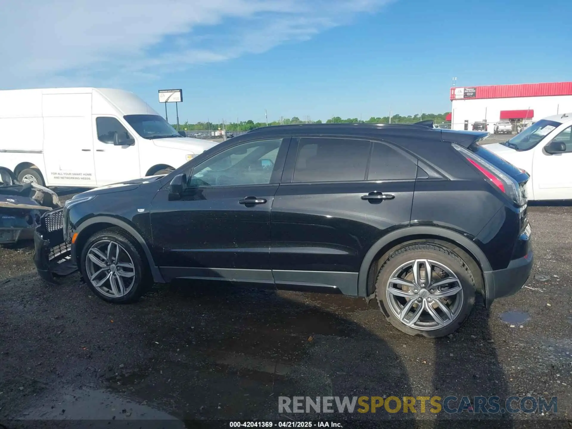 14 Photograph of a damaged car 1GYFZFR47KF159925 CADILLAC XT4 2019