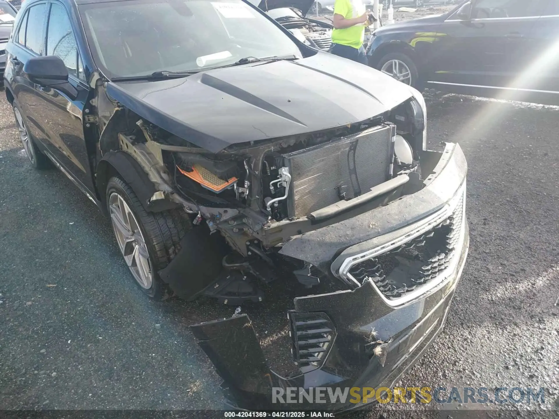6 Photograph of a damaged car 1GYFZFR47KF159925 CADILLAC XT4 2019