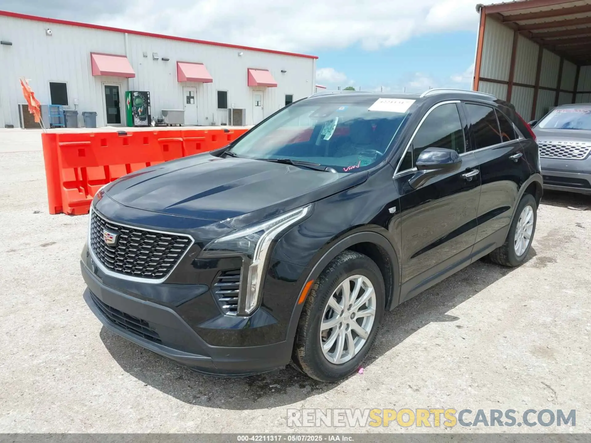 2 Photograph of a damaged car 1GYAZAR4XLF146598 CADILLAC XT4 2020