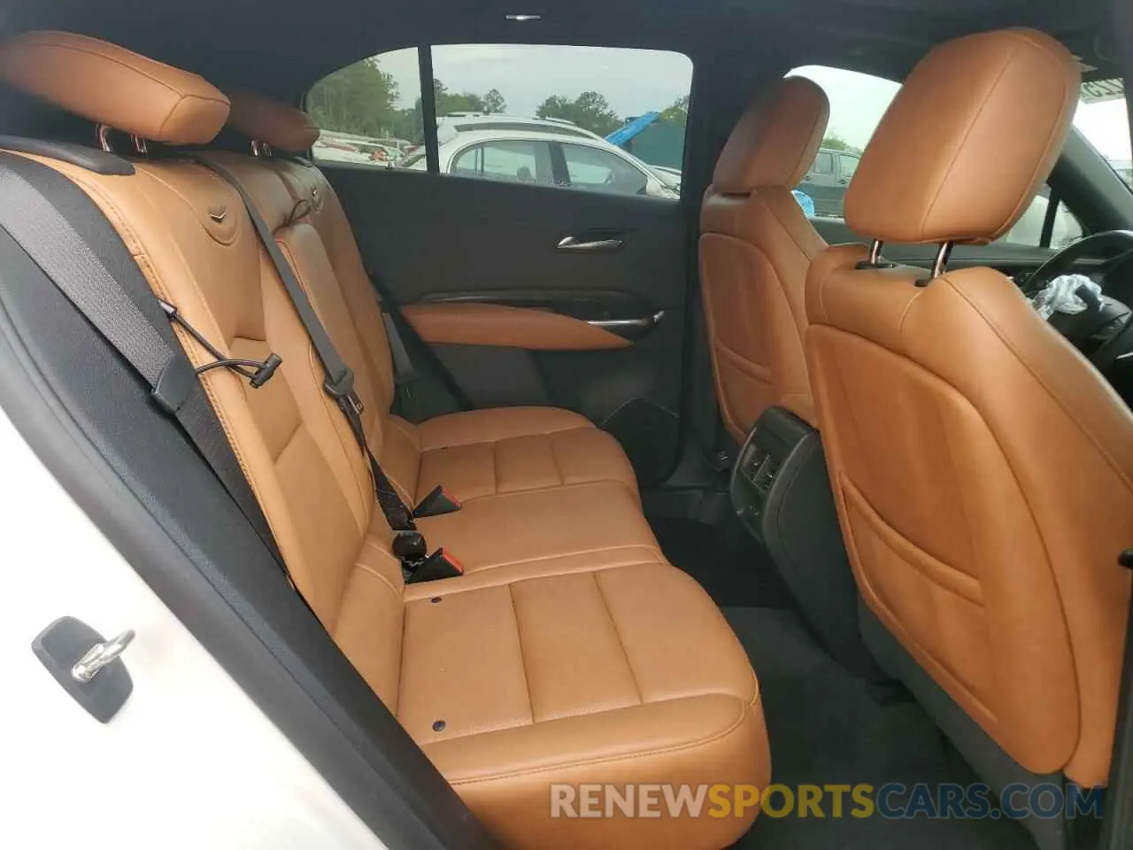 11 Фотография поврежденного автомобиля 1GYFZCR41LF060002 CADILLAC XT4 2020