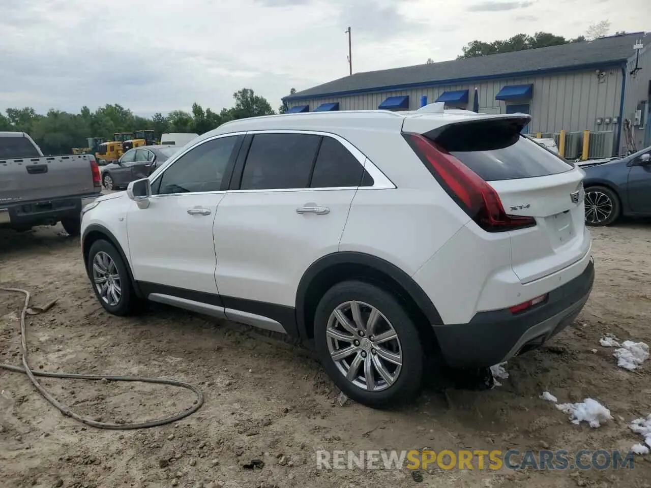 2 Фотография поврежденного автомобиля 1GYFZCR41LF060002 CADILLAC XT4 2020