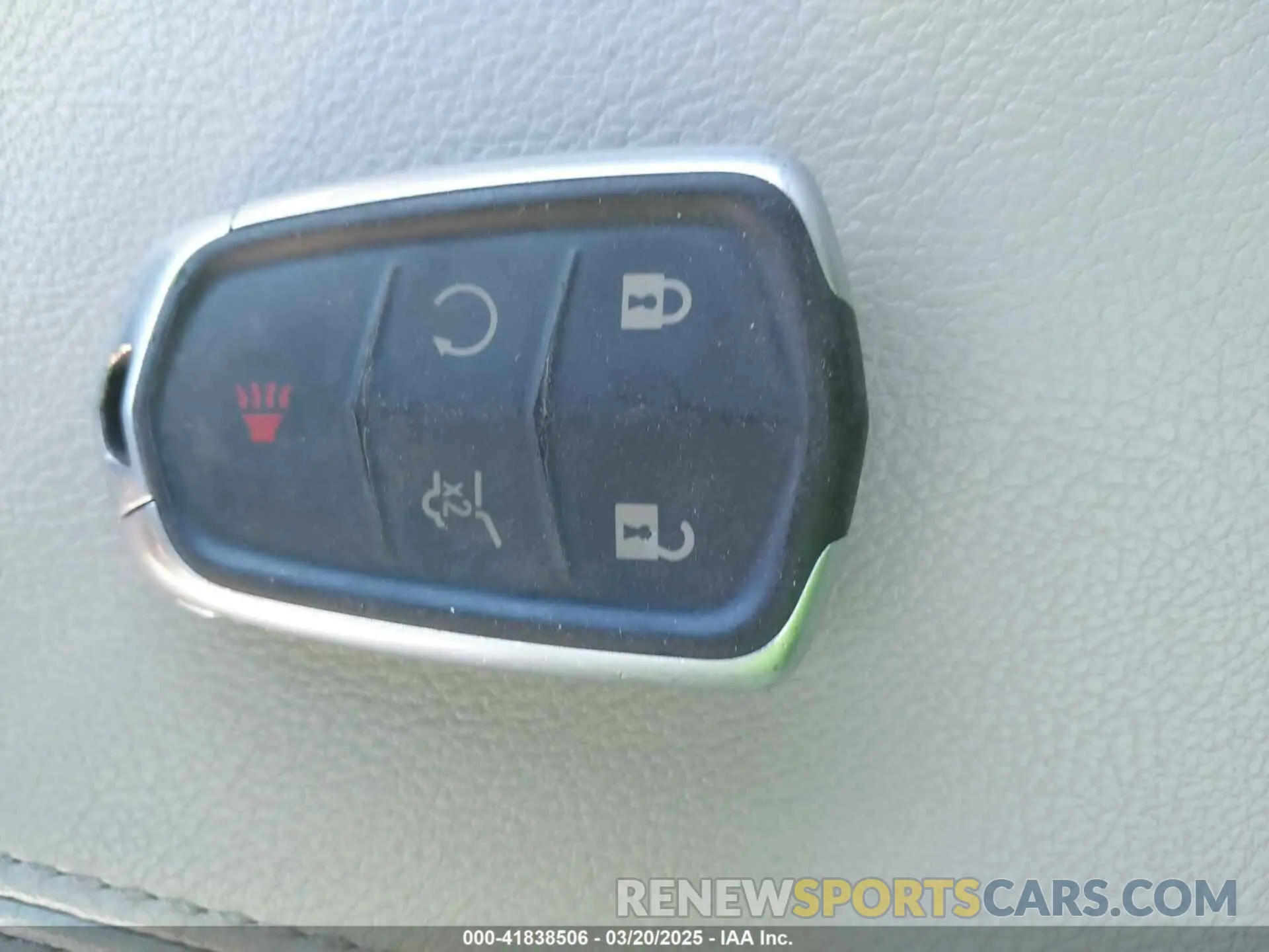 11 Фотография поврежденного автомобиля 1GYFZCR41LF115094 CADILLAC XT4 2020