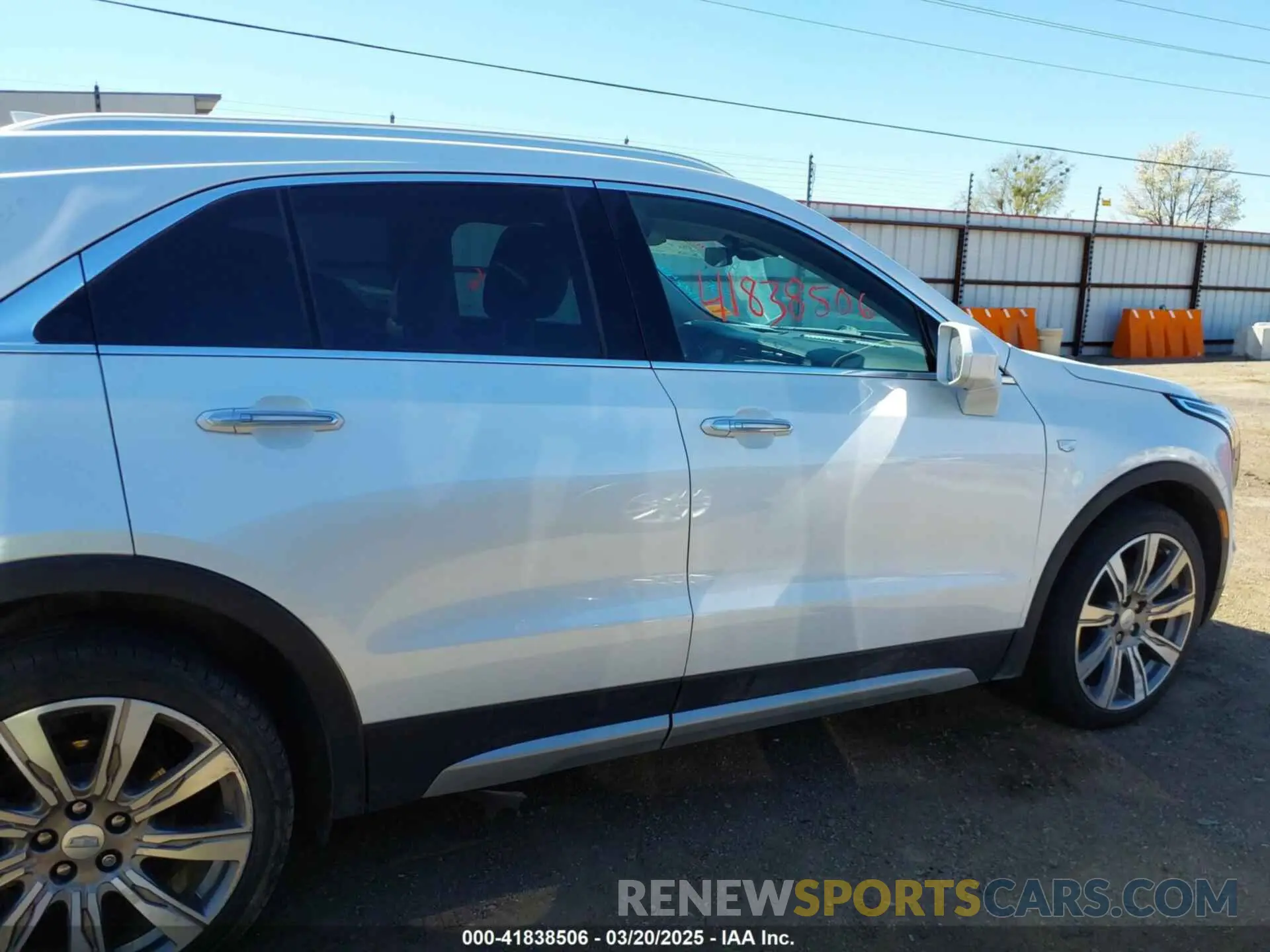 14 Фотография поврежденного автомобиля 1GYFZCR41LF115094 CADILLAC XT4 2020
