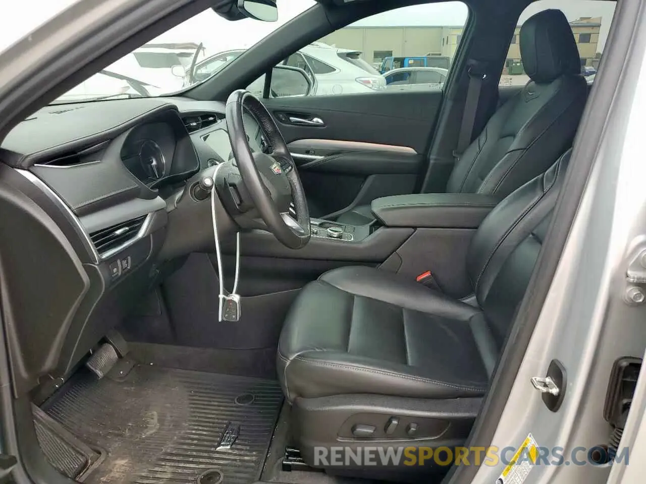 7 Фотография поврежденного автомобиля 1GYFZCR42LF115413 CADILLAC XT4 2020