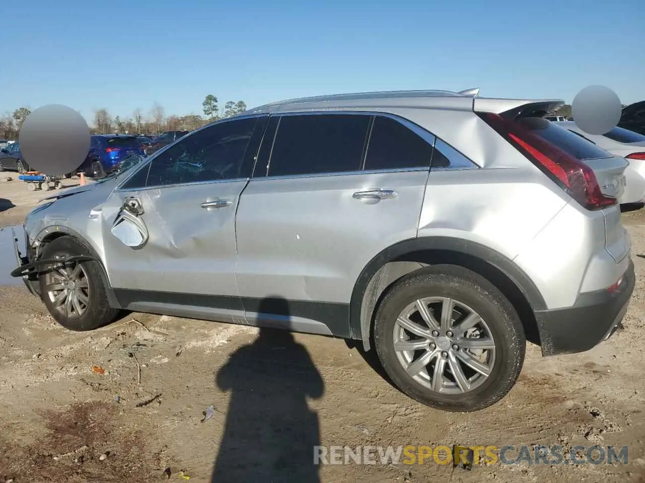 2 Фотография поврежденного автомобиля 1GYFZCR44LF099246 CADILLAC XT4 2020