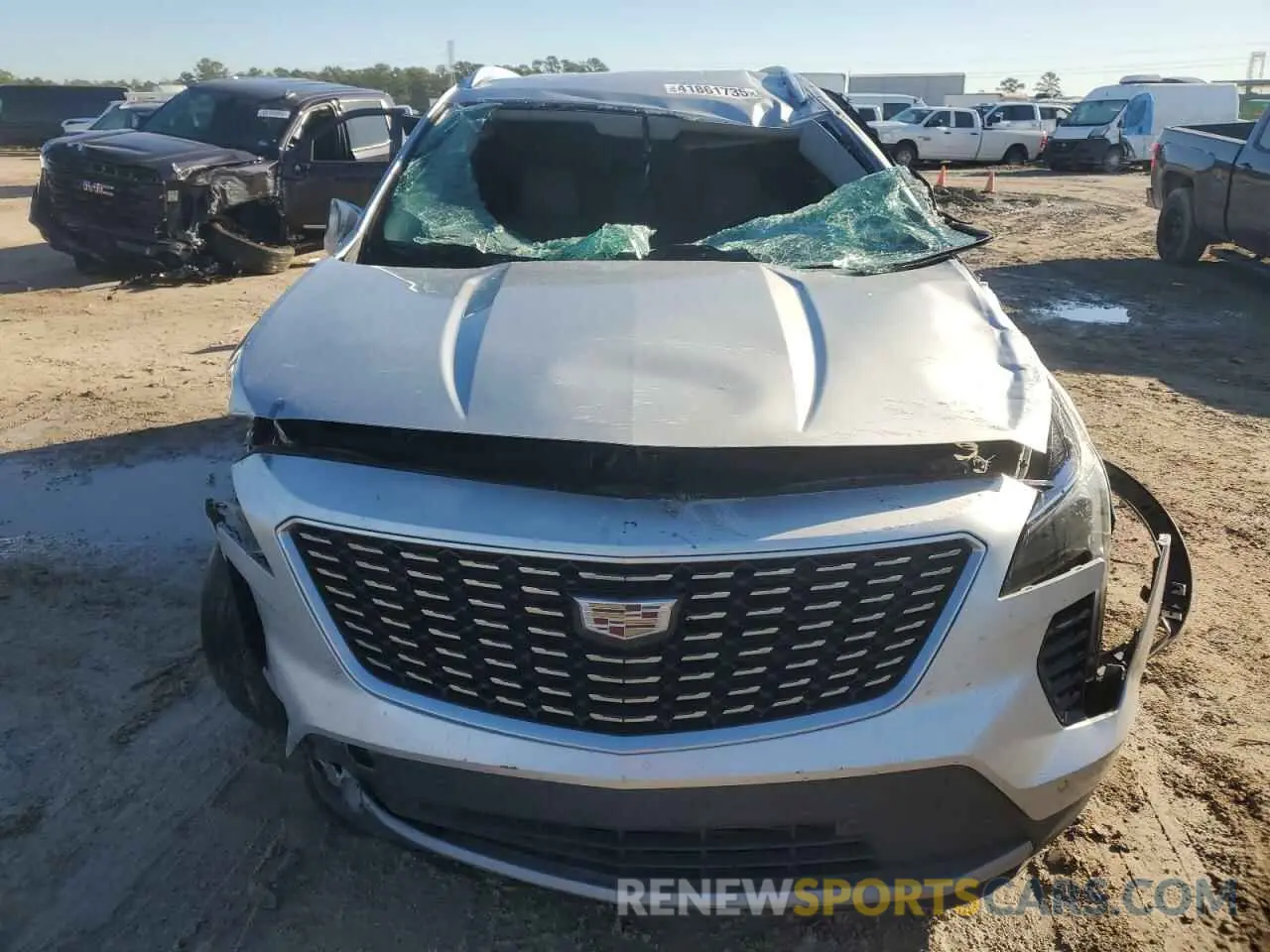 5 Фотография поврежденного автомобиля 1GYFZCR44LF099246 CADILLAC XT4 2020