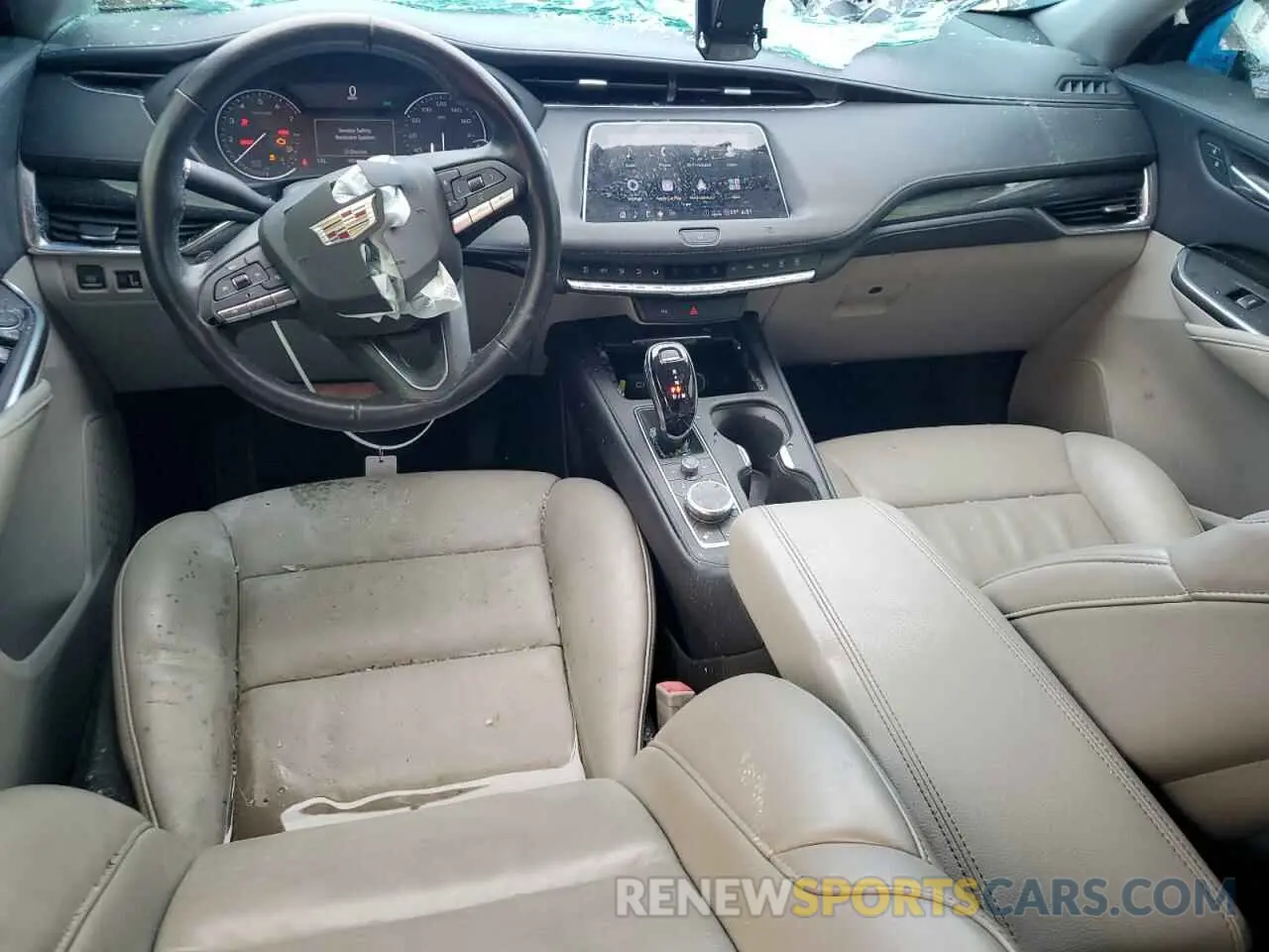 8 Фотография поврежденного автомобиля 1GYFZCR44LF099246 CADILLAC XT4 2020