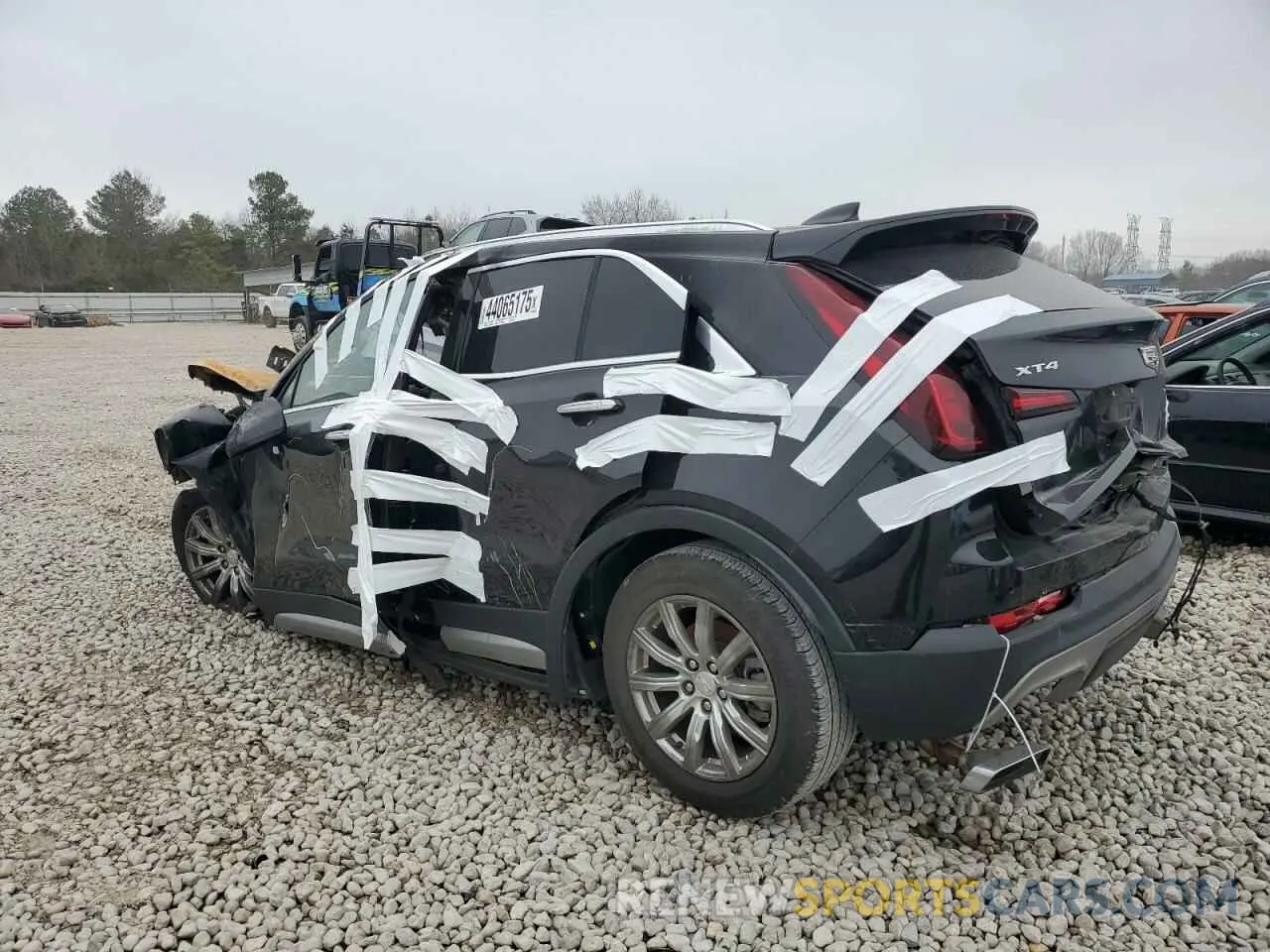 2 Photograph of a damaged car 1GYFZCR46LF101921 CADILLAC XT4 2020