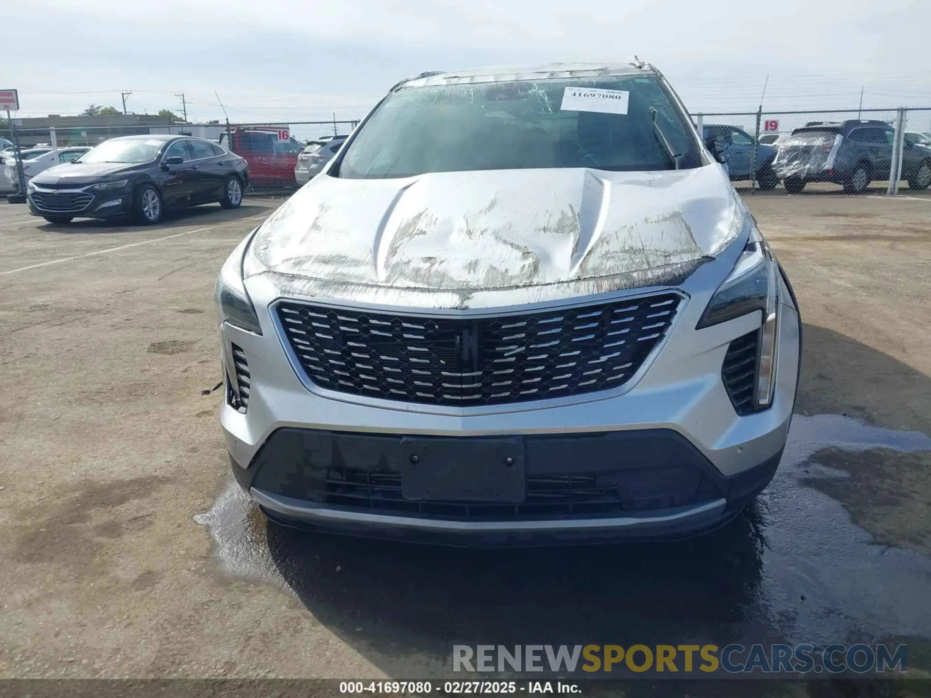 11 Photograph of a damaged car 1GYFZCR48LF037235 CADILLAC XT4 2020