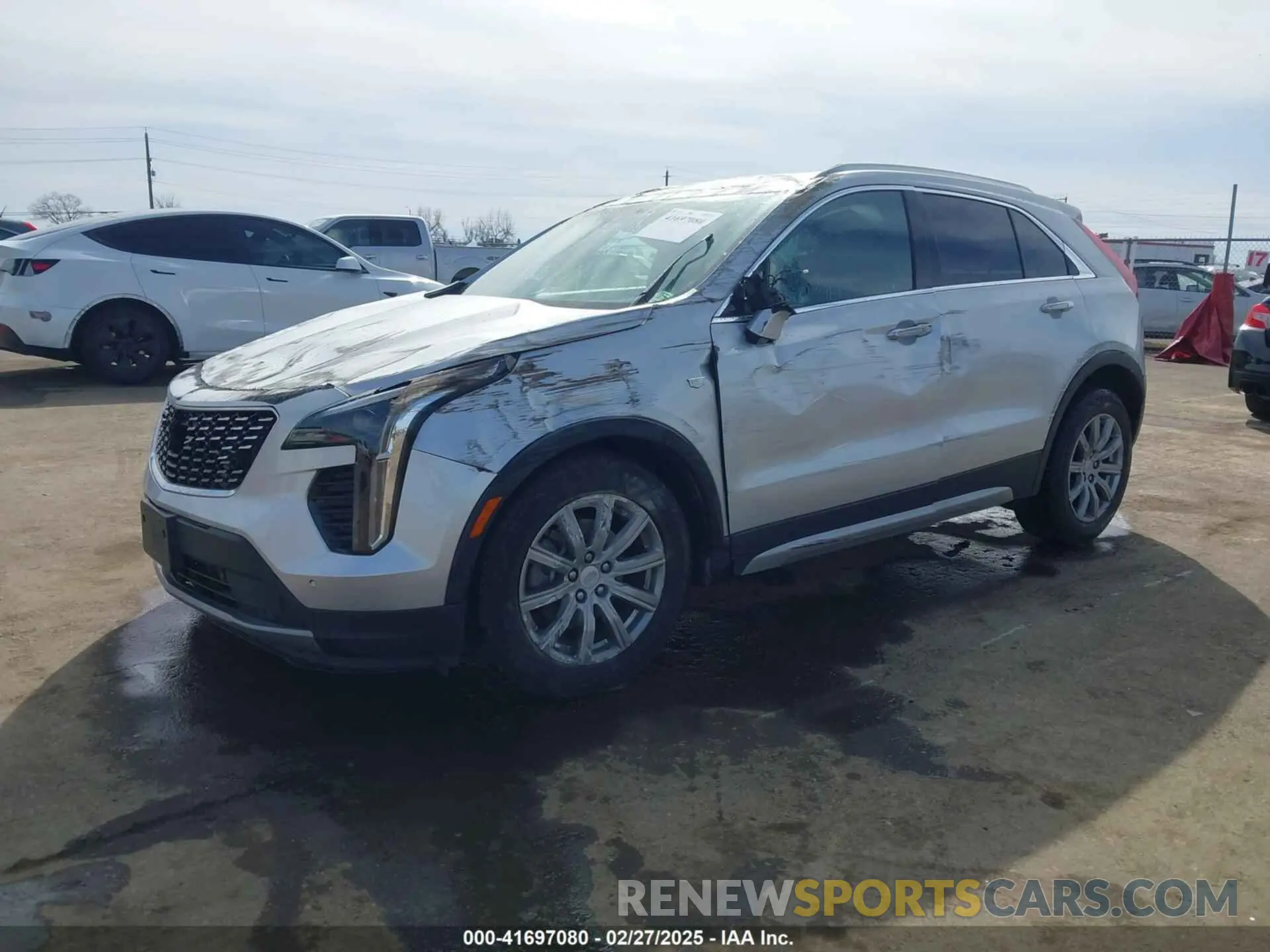 2 Photograph of a damaged car 1GYFZCR48LF037235 CADILLAC XT4 2020