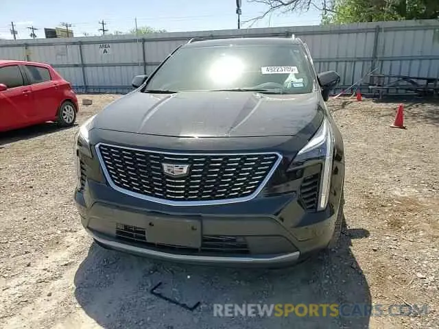 11 Photograph of a damaged car 1GYFZCR49LF138364 CADILLAC XT4 2020