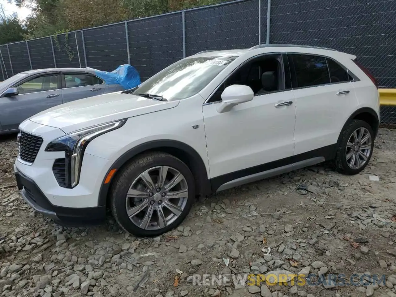 1 Photograph of a damaged car 1GYFZDR40LF086211 CADILLAC XT4 2020