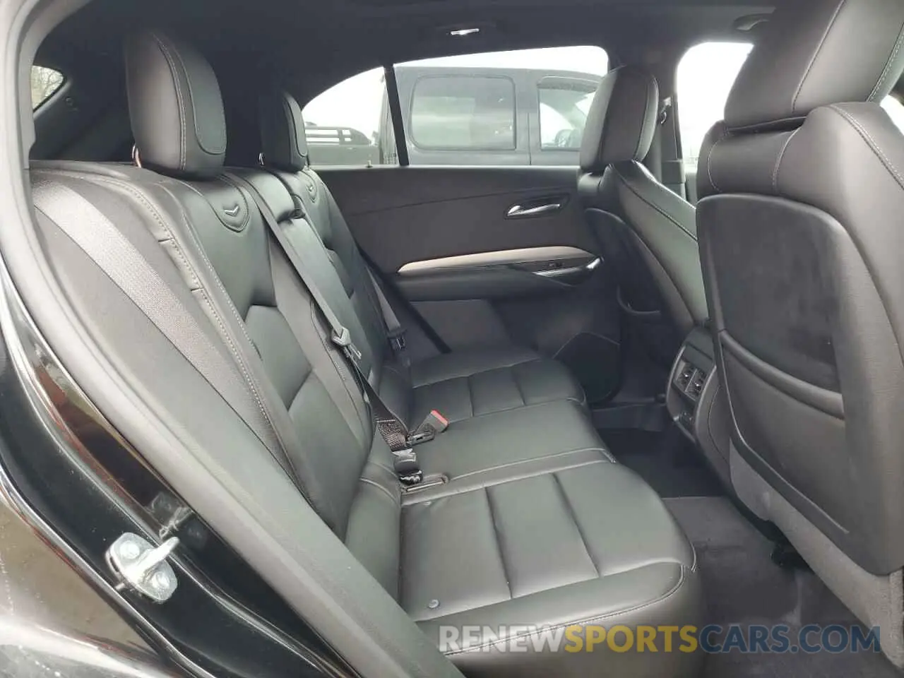 11 Photograph of a damaged car 1GYFZDR44LF051848 CADILLAC XT4 2020