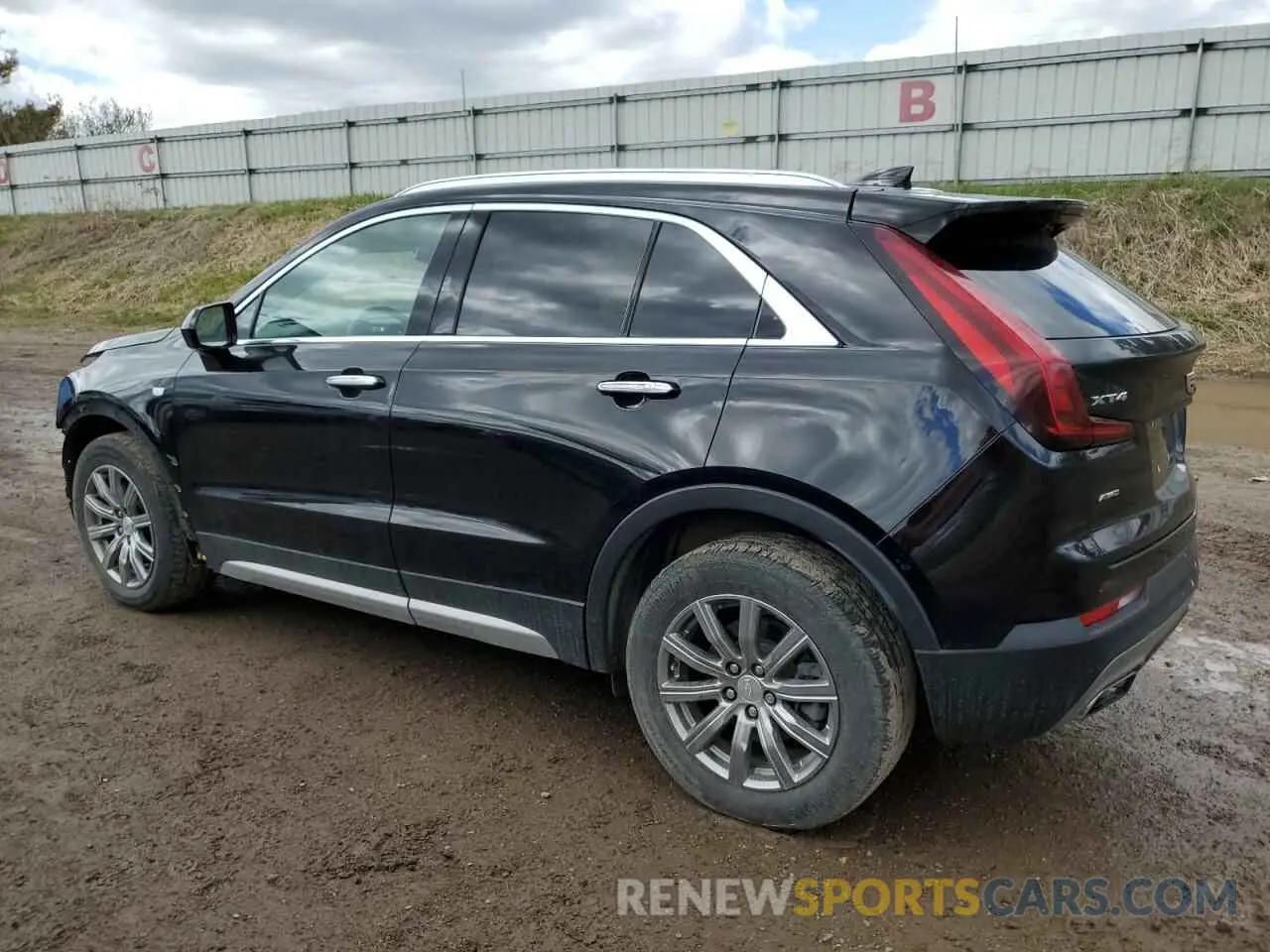 2 Photograph of a damaged car 1GYFZDR44LF051848 CADILLAC XT4 2020
