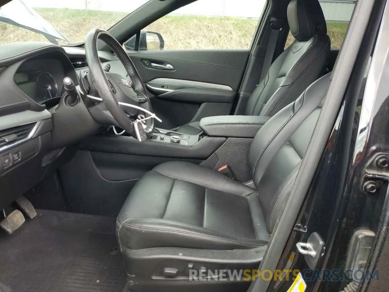 7 Photograph of a damaged car 1GYFZDR44LF051848 CADILLAC XT4 2020