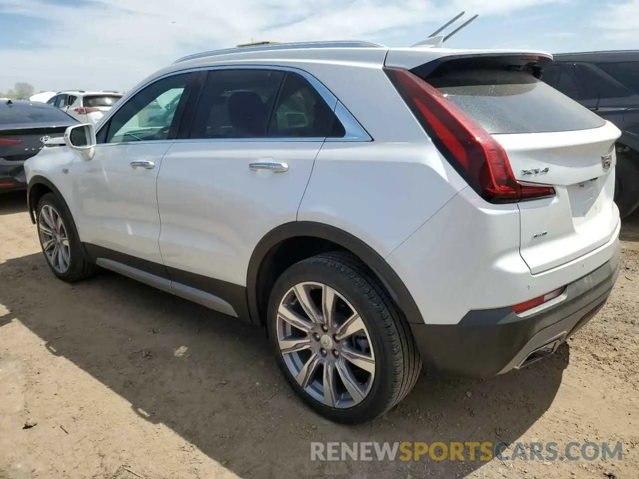 2 Фотография поврежденного автомобиля 1GYFZDR44LF143798 CADILLAC XT4 2020