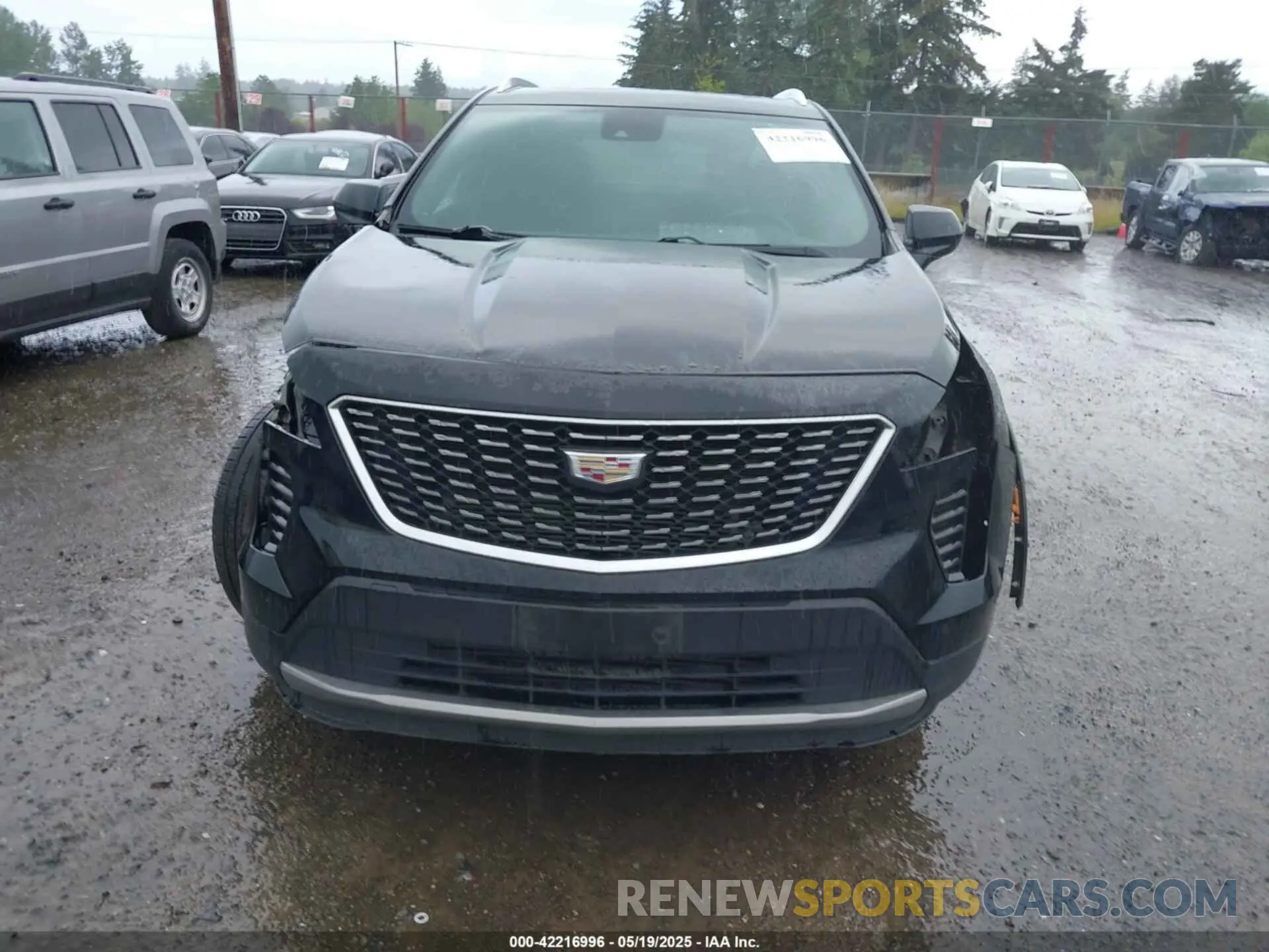 12 Photograph of a damaged car 1GYFZDR45LF049638 CADILLAC XT4 2020