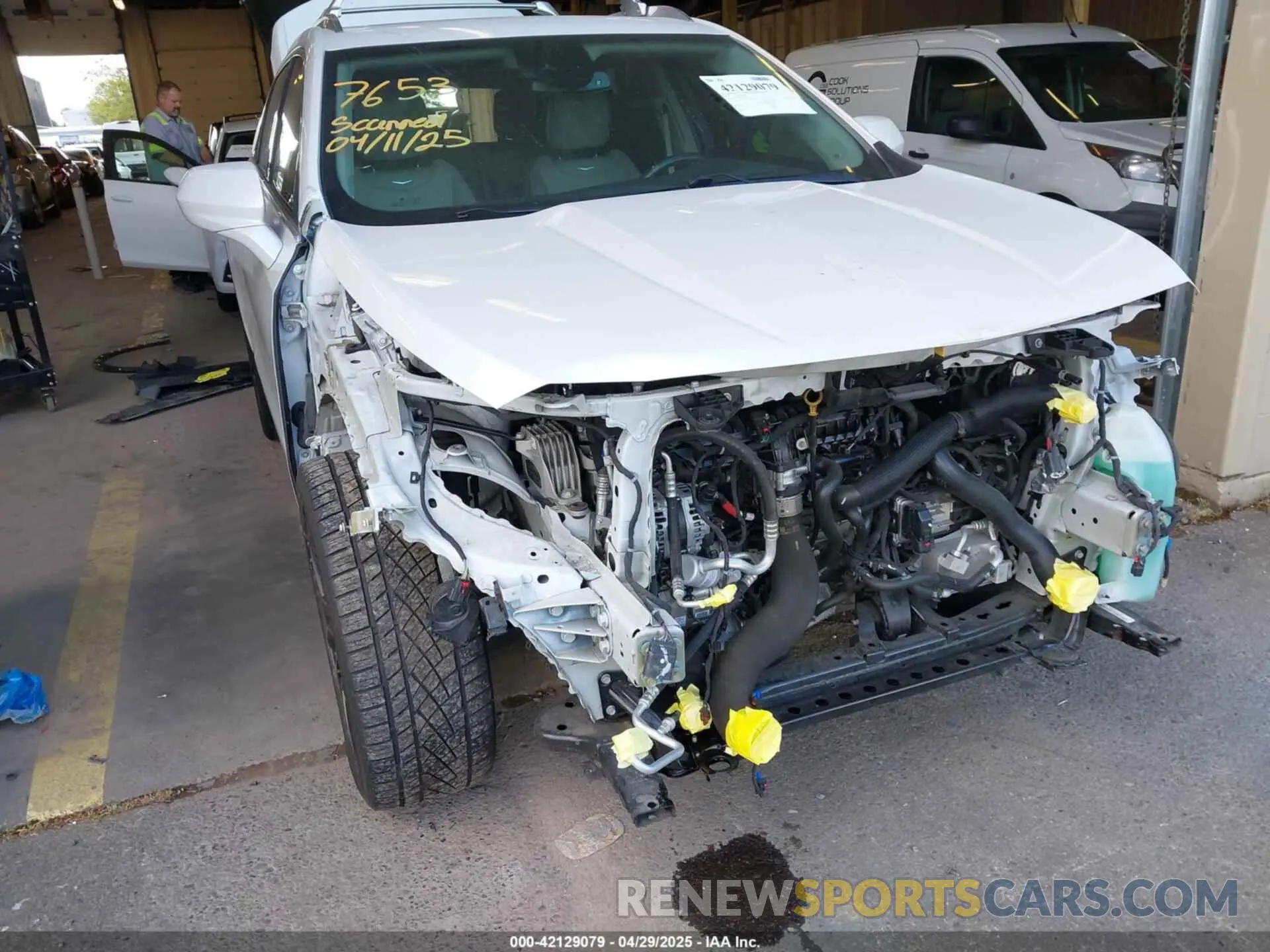 20 Фотография поврежденного автомобиля 1GYFZDR45LF064043 CADILLAC XT4 2020
